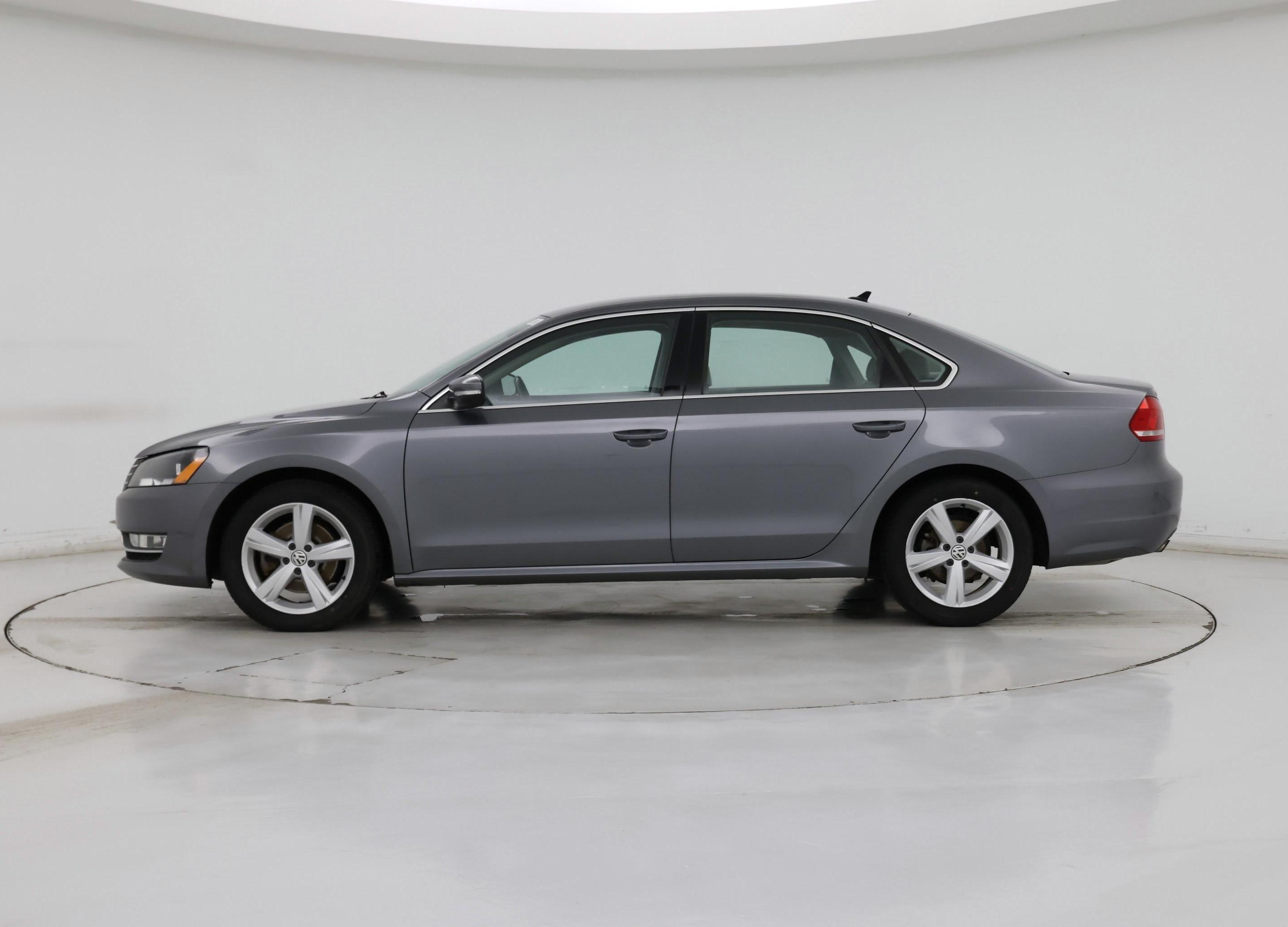 Thumbnail: 2015 Volkswagen Passat - 3