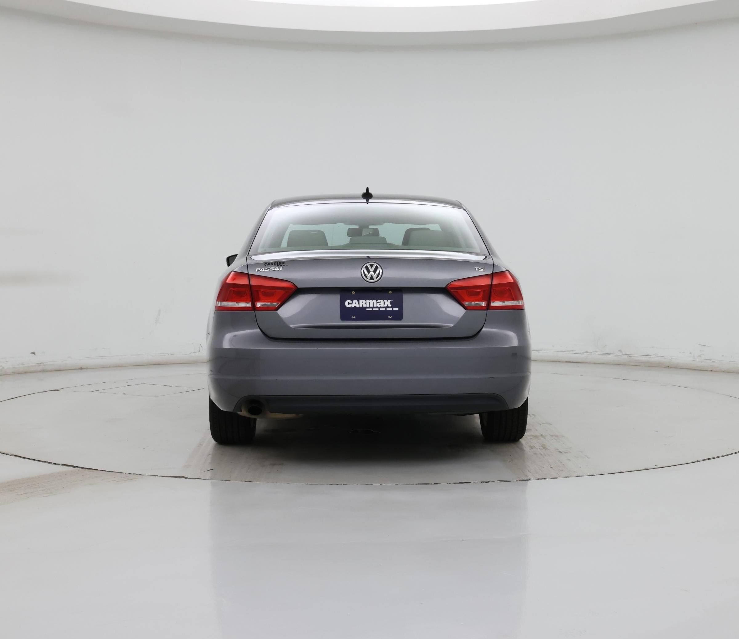 Thumbnail: 2015 Volkswagen Passat - 6