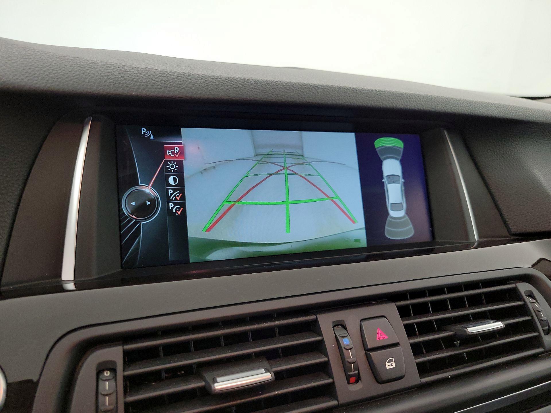 Thumbnail: 2014 BMW 5 Series - 15