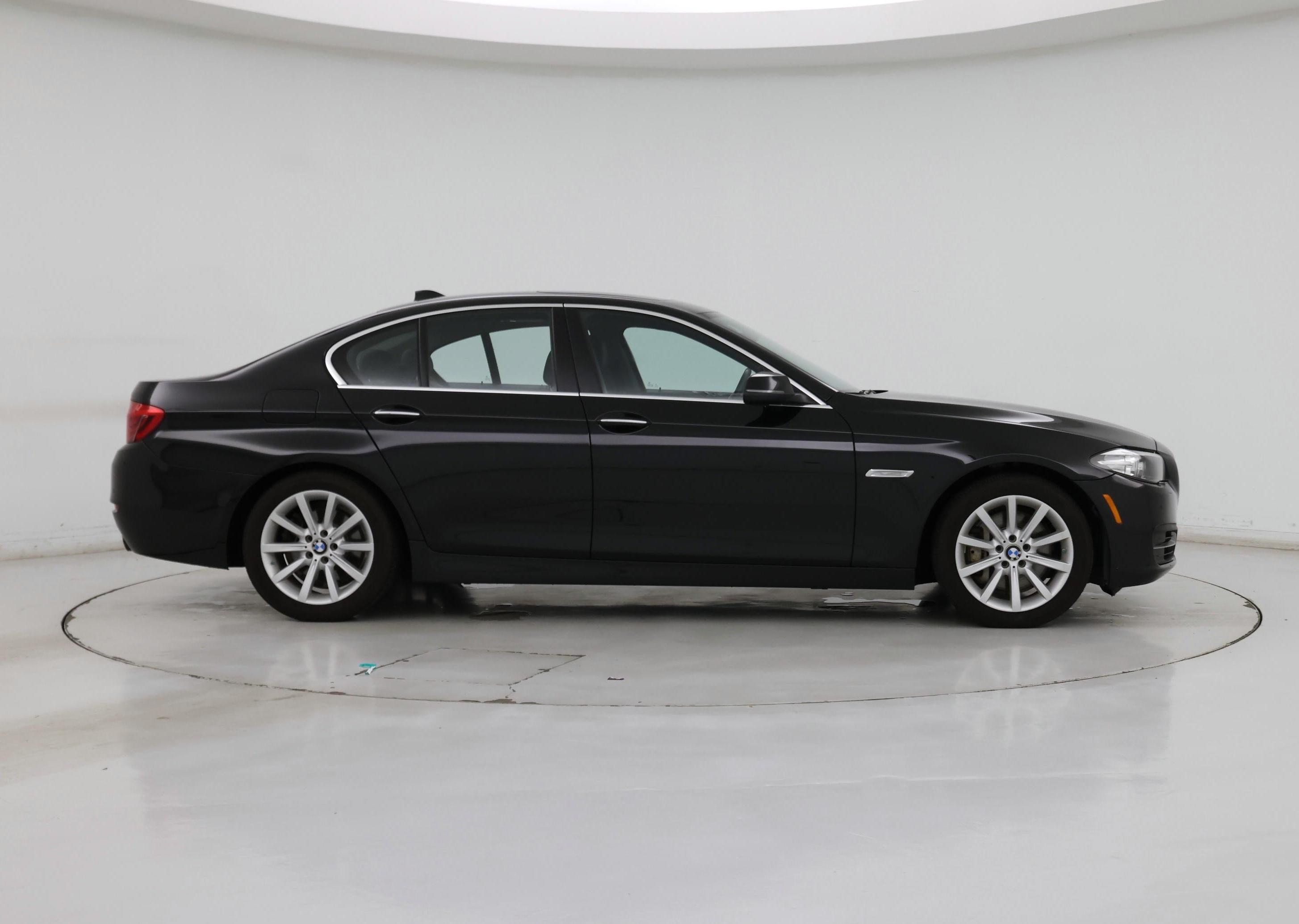 Thumbnail: 2014 BMW 5 Series - 7
