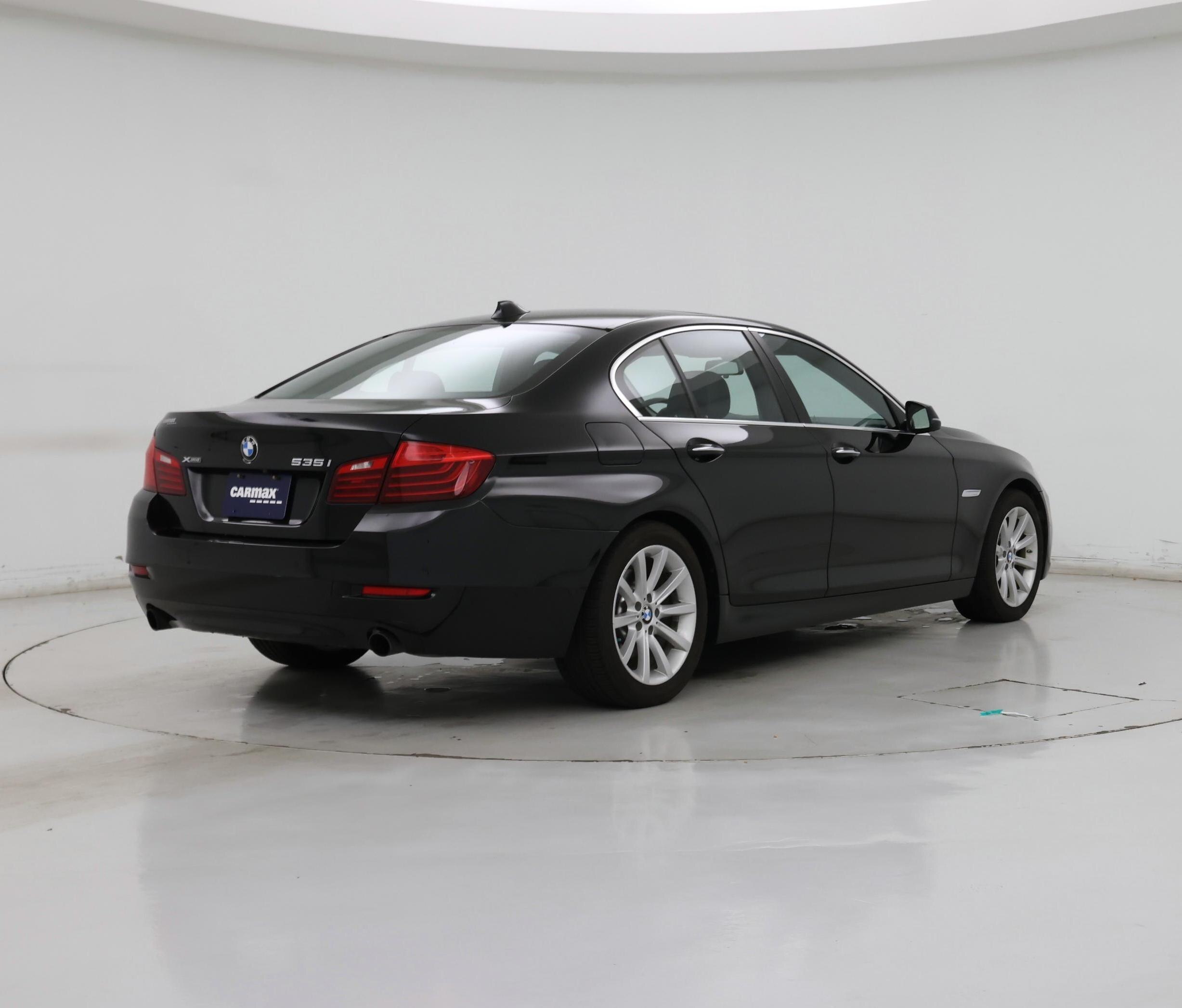 Thumbnail: 2014 BMW 5 Series - 8