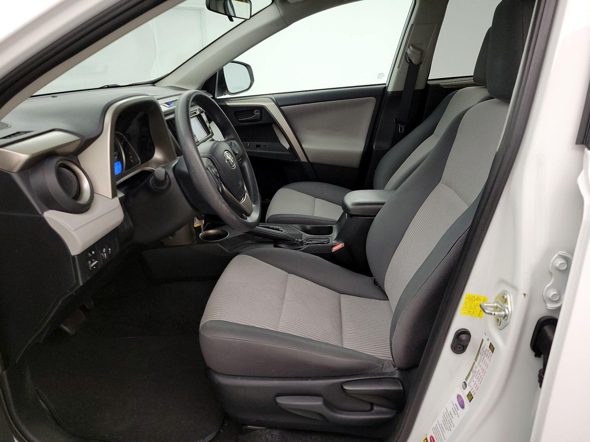 Thumbnail: 2014 Toyota RAV4 - 11