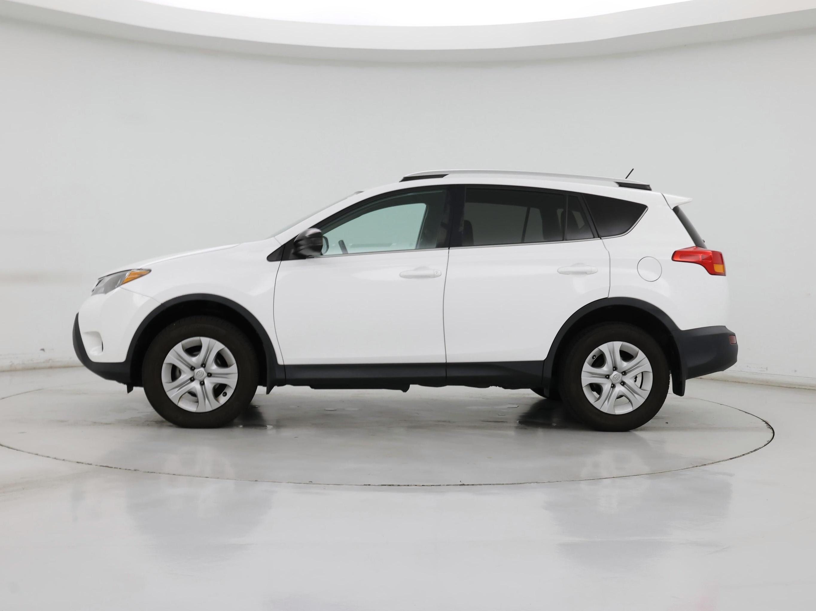 Thumbnail: 2014 Toyota RAV4 - 3