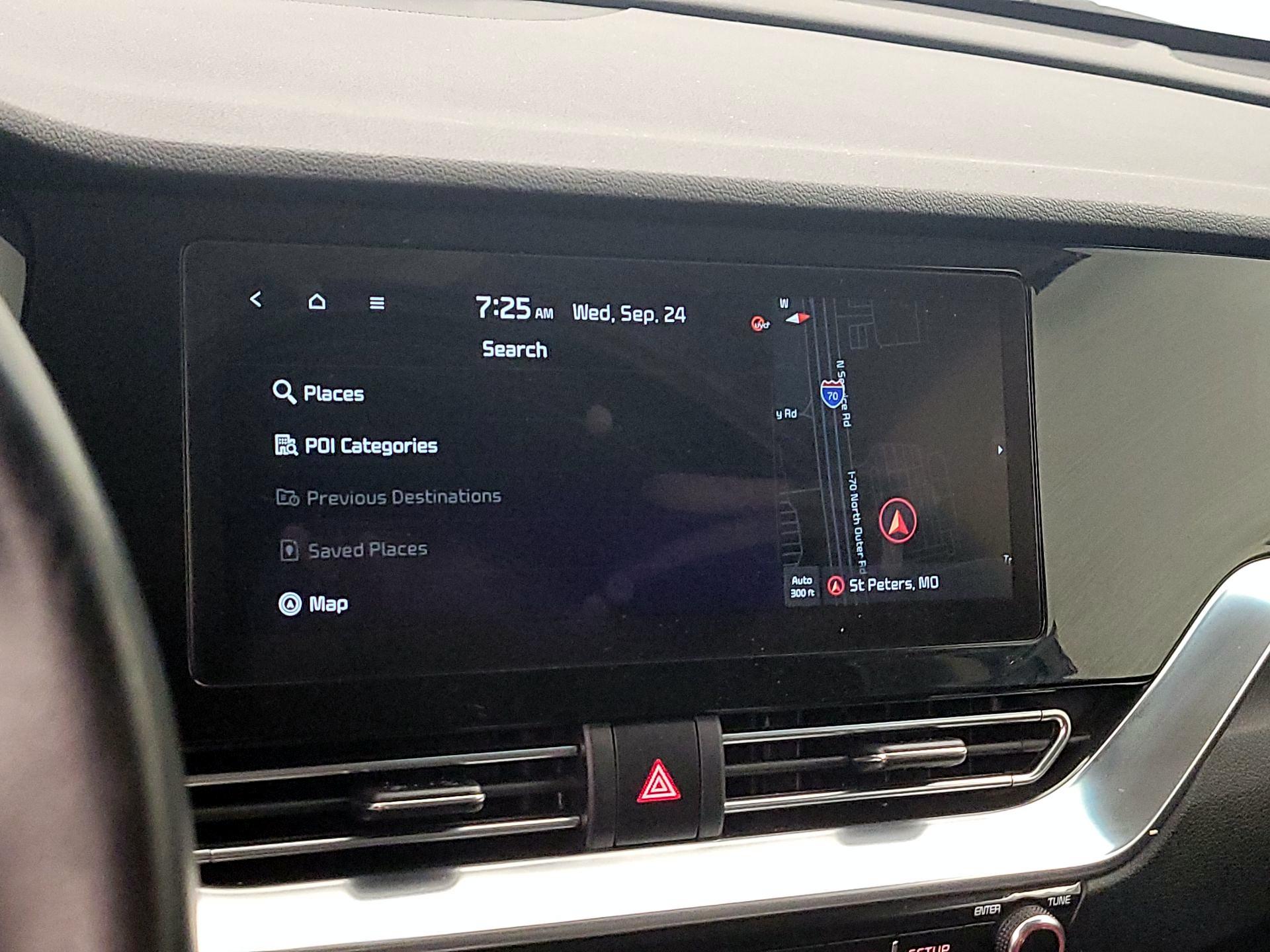 Thumbnail: 2022 Kia Niro - 14