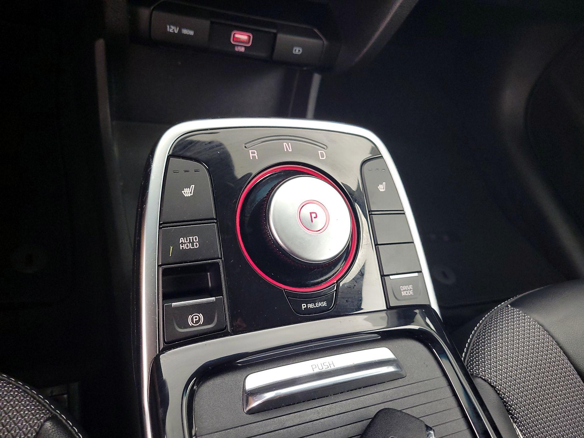 Thumbnail: 2022 Kia Niro - 18