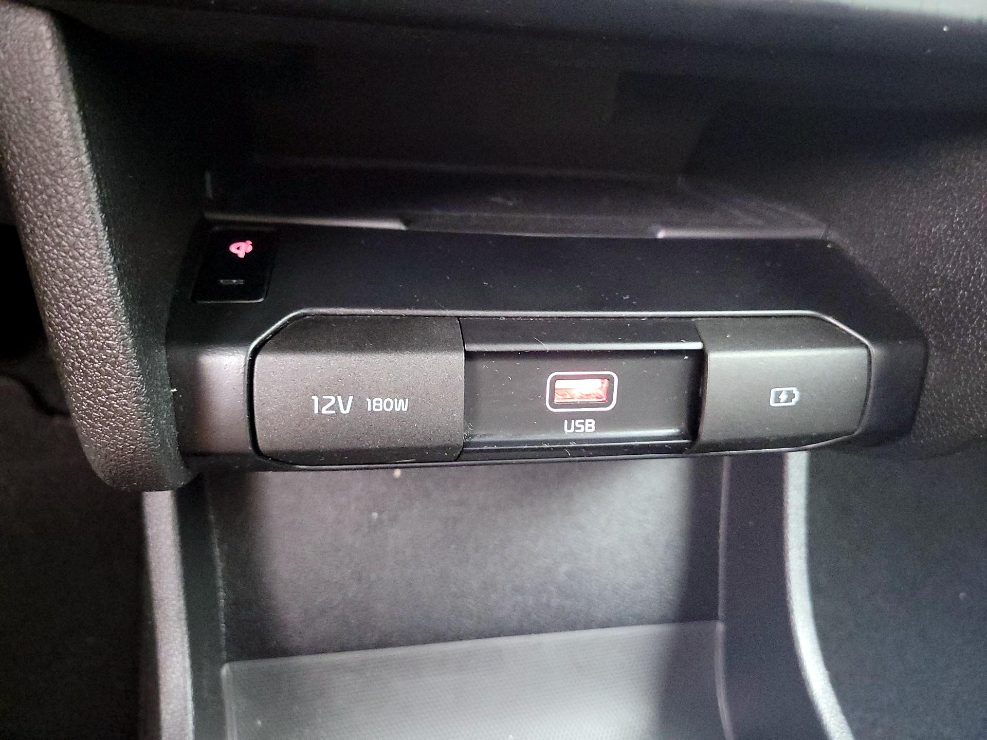 Thumbnail: 2022 Kia Niro - 19