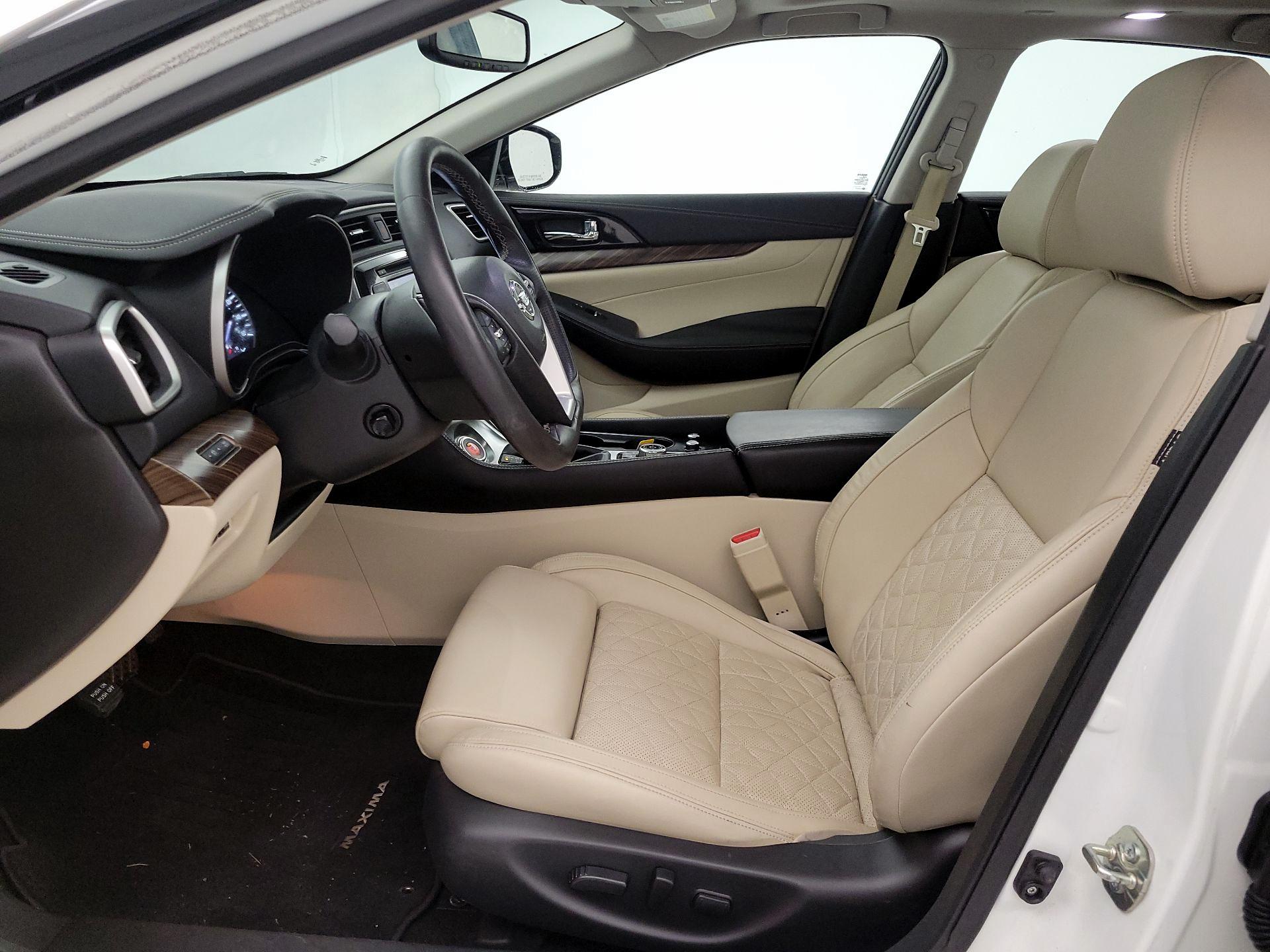 Thumbnail: 2016 Nissan Maxima - 11