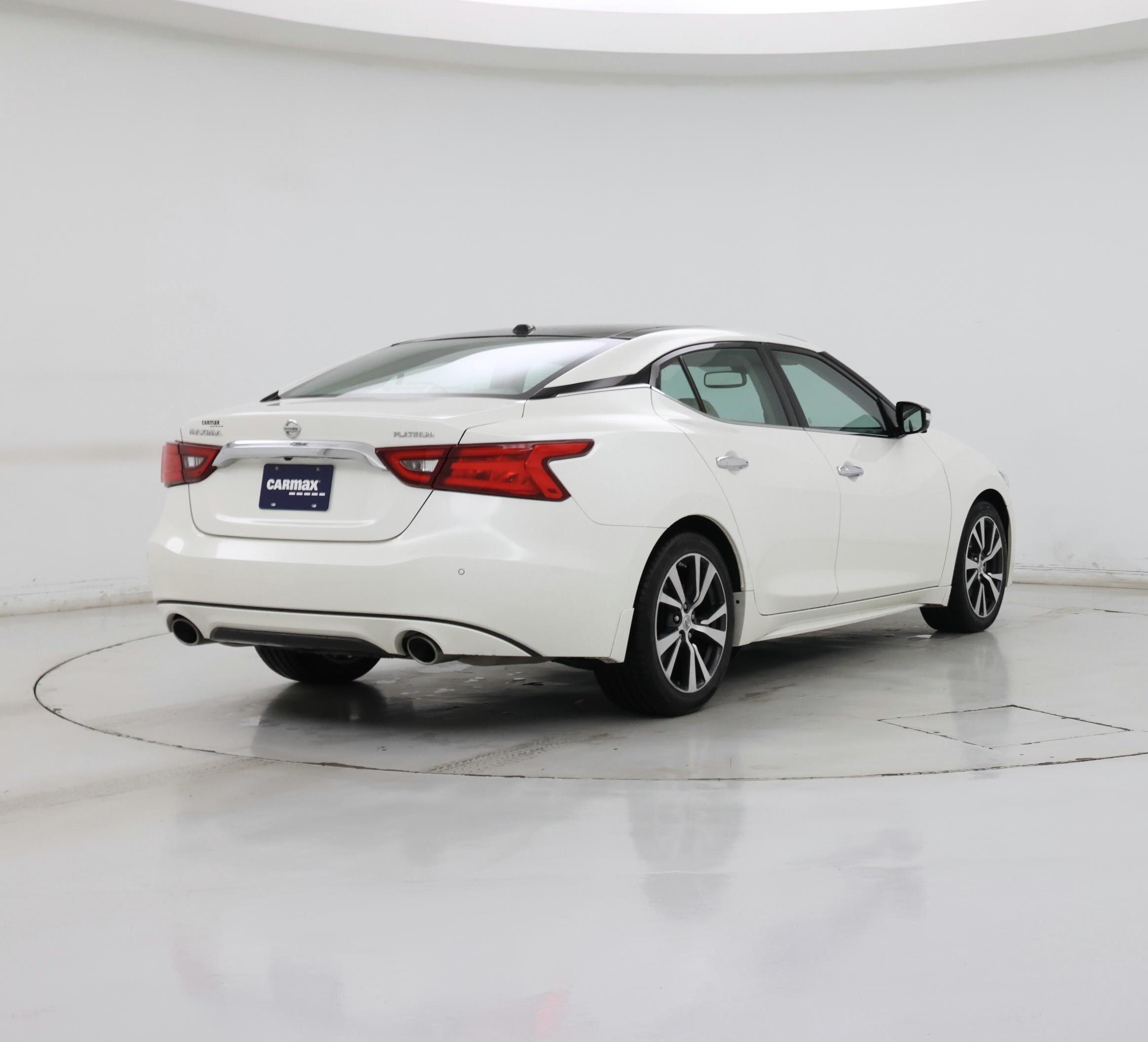 Thumbnail: 2016 Nissan Maxima - 8