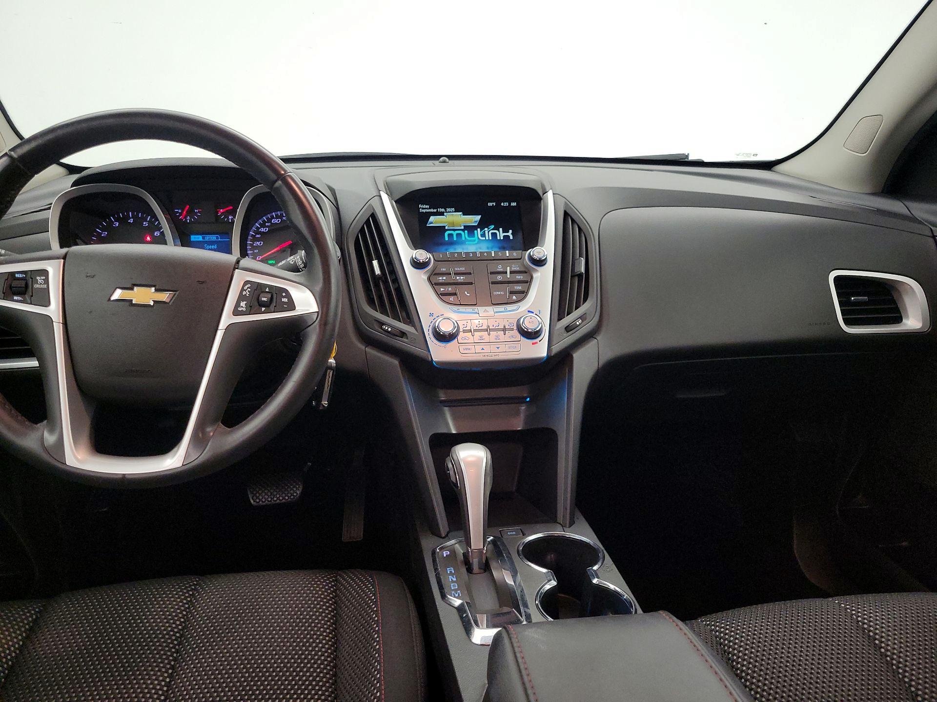 Thumbnail: 2015 Chevrolet Equinox - 9