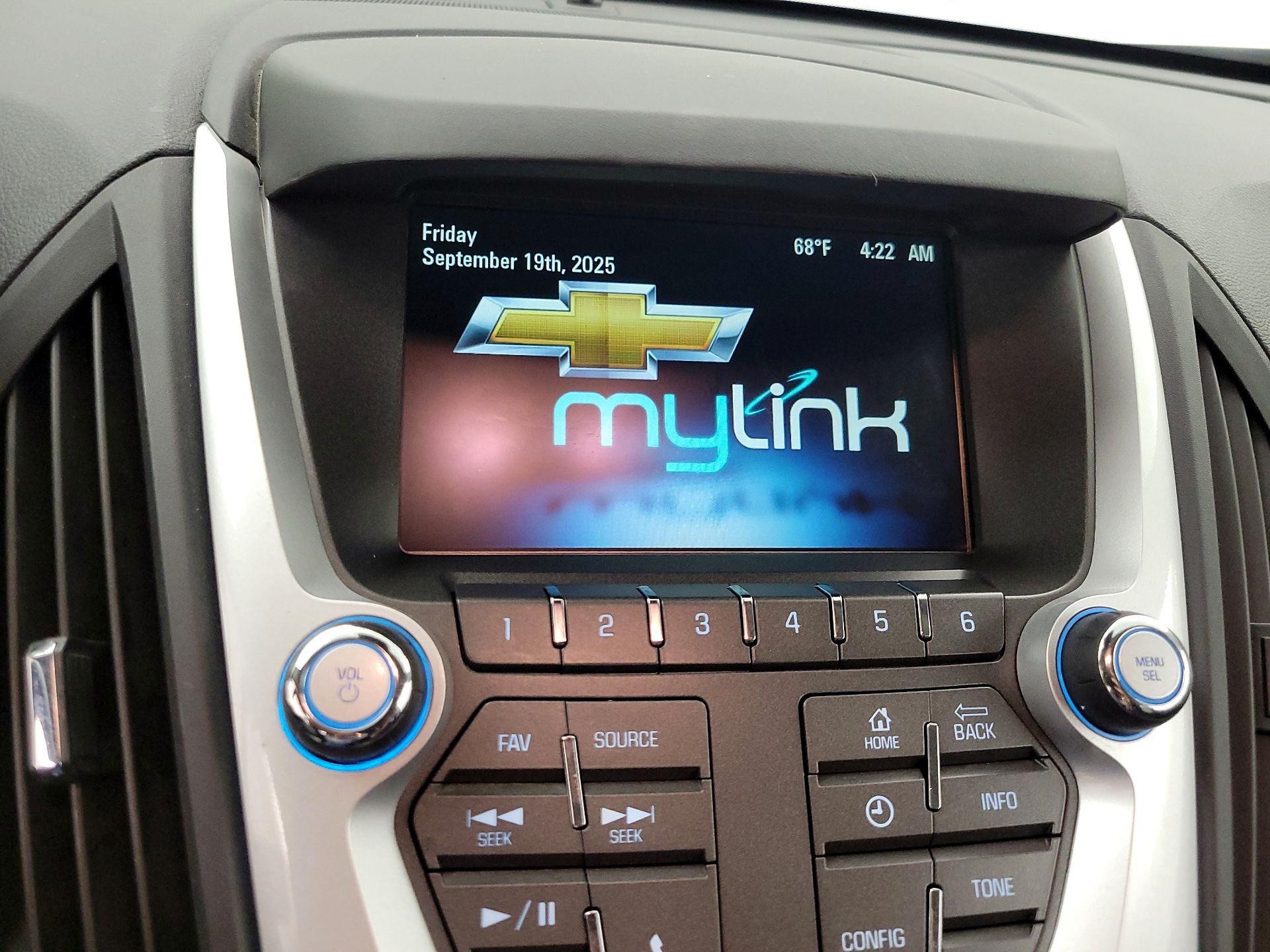 Thumbnail: 2015 Chevrolet Equinox - 14