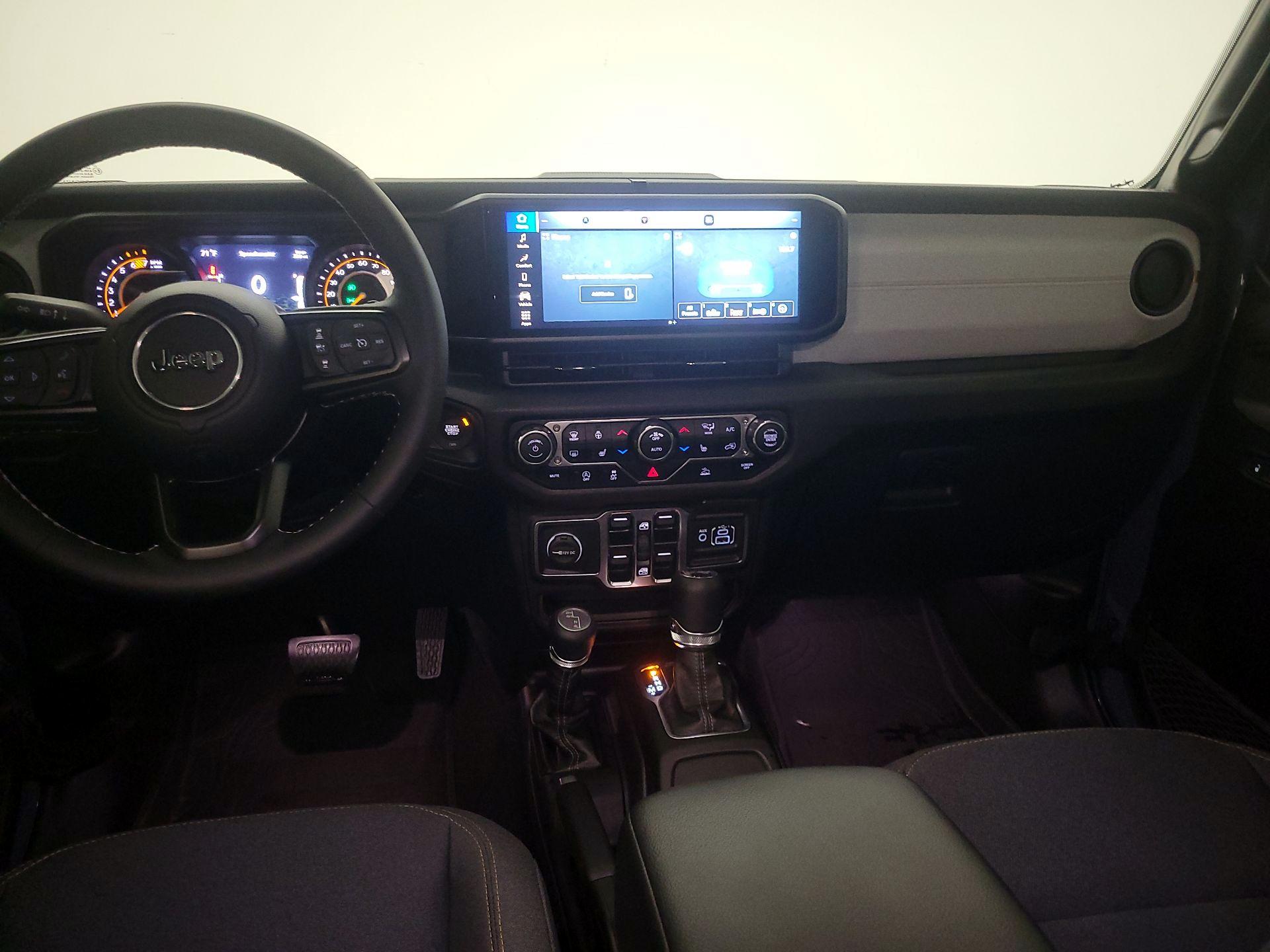 Thumbnail: 2025 Jeep Wrangler - 9