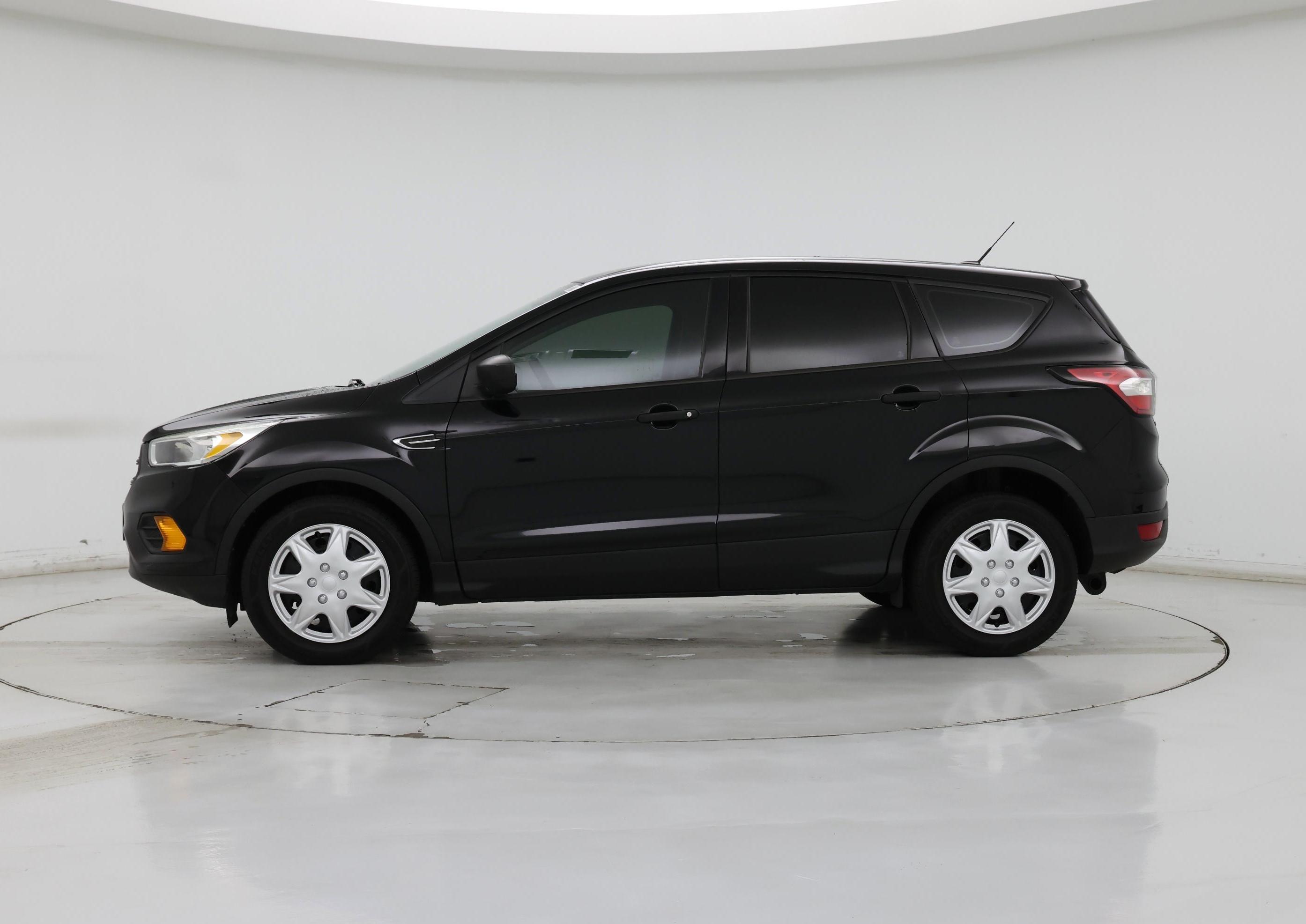 Thumbnail: 2017 Ford Escape - 3