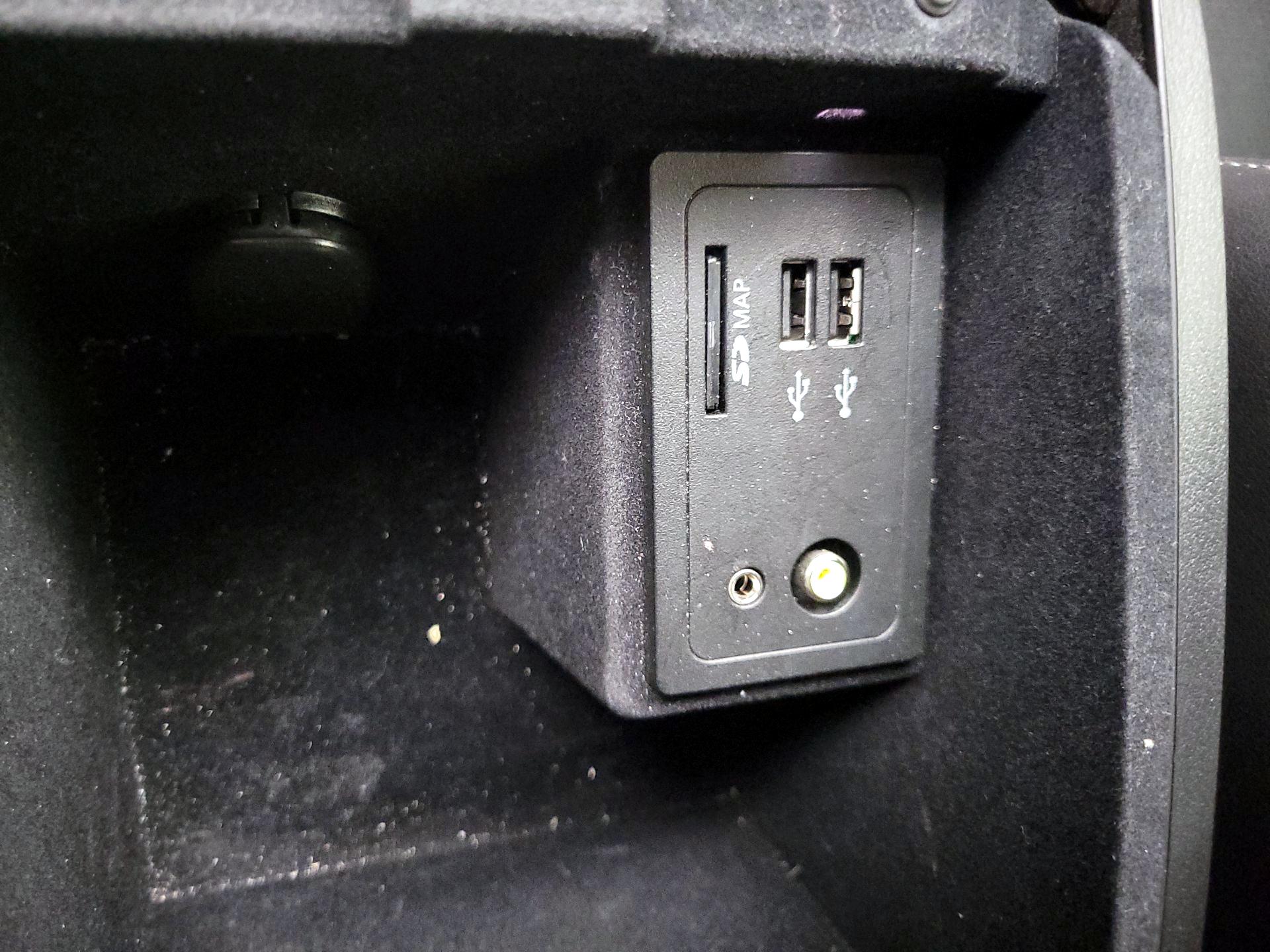 Thumbnail: 2018 INFINITI Q50 - 19