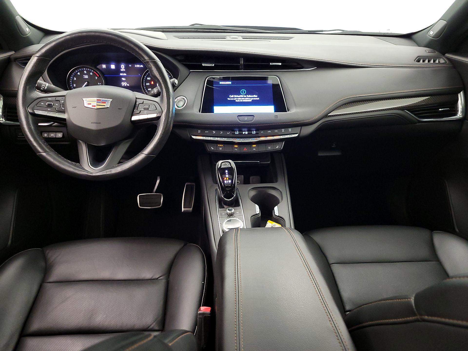 Thumbnail: 2021 Cadillac XT4 - 9