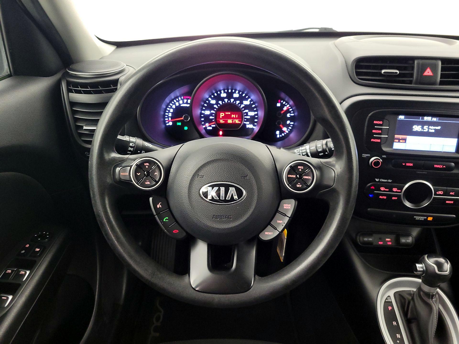 Thumbnail: 2017 Kia Soul - 10
