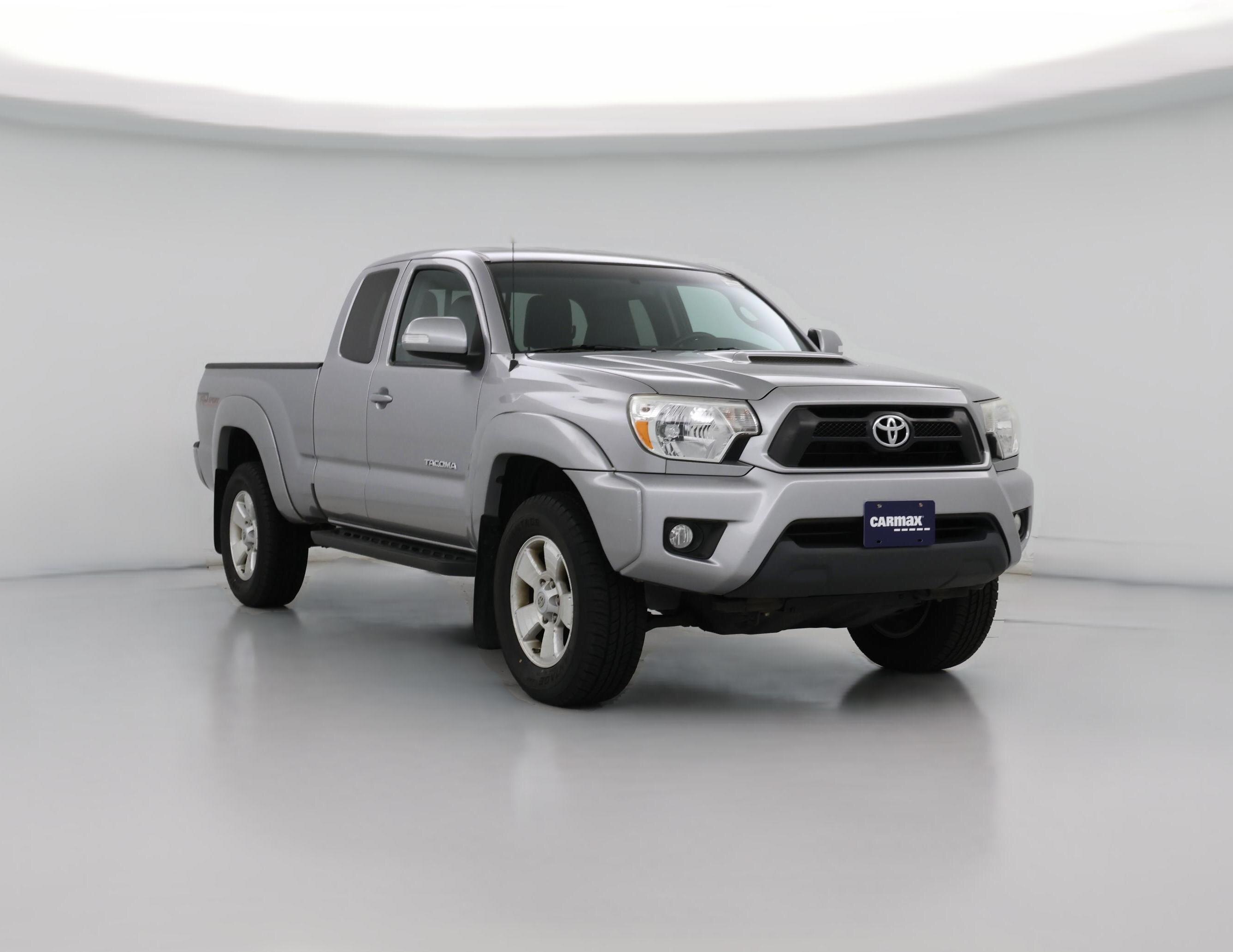 Thumbnail: 2015 Toyota Tacoma - 1