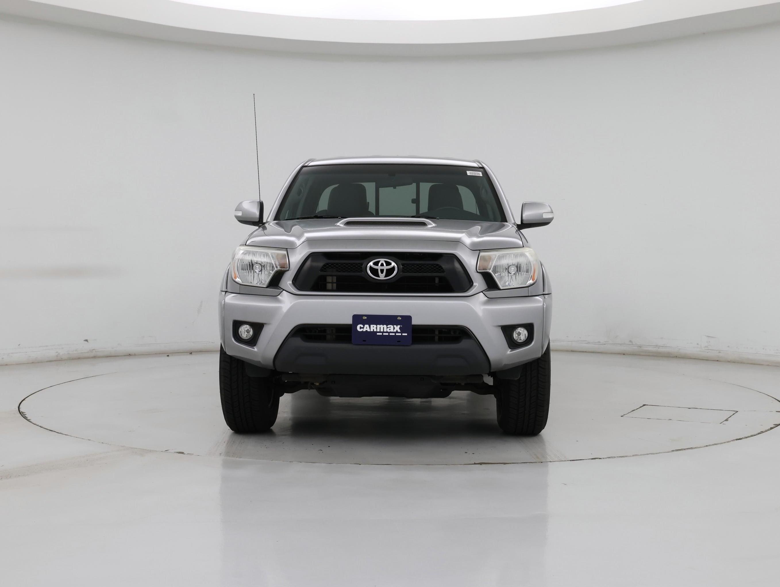 Thumbnail: 2015 Toyota Tacoma - 5