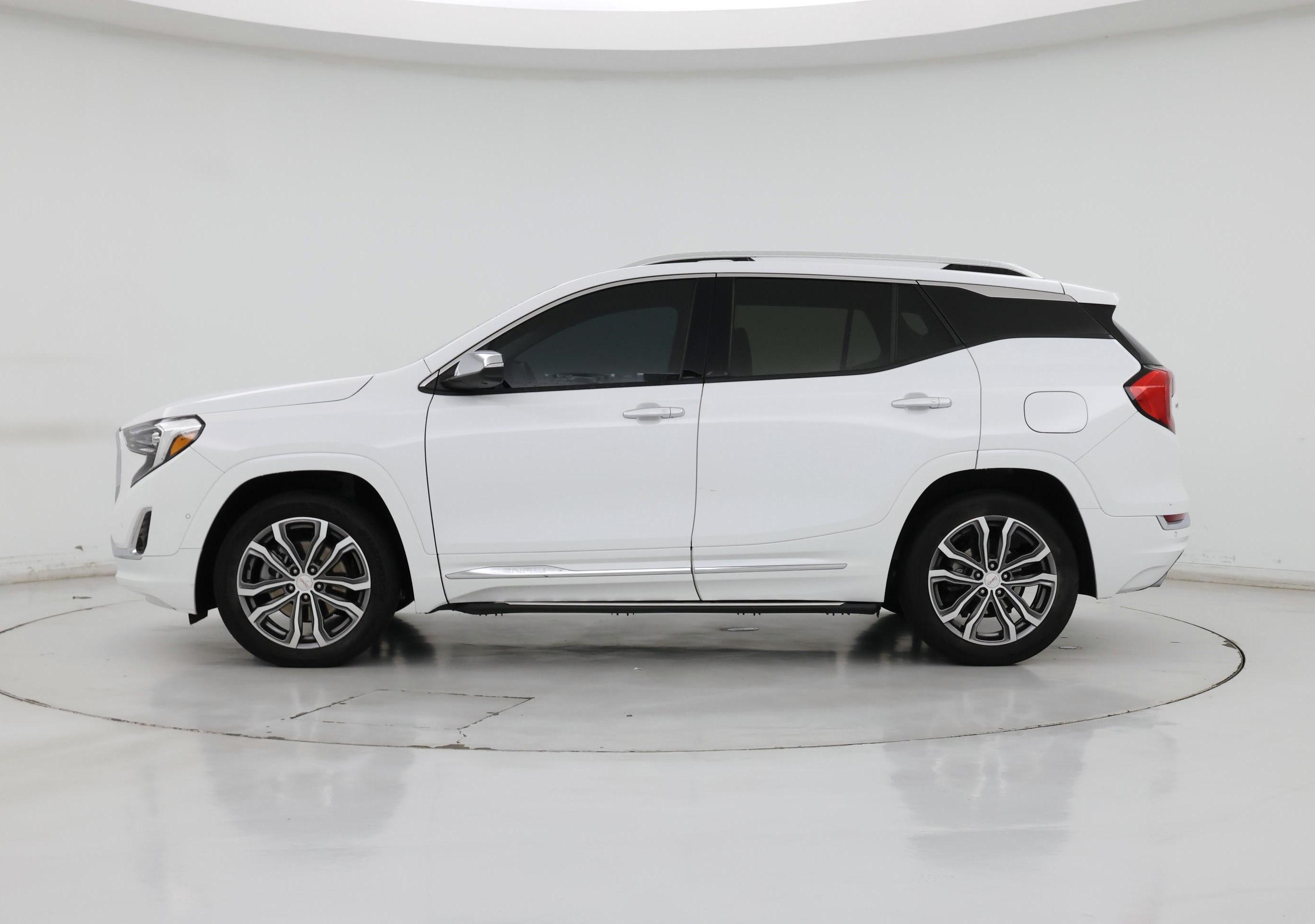 Thumbnail: 2018 GMC Terrain - 3