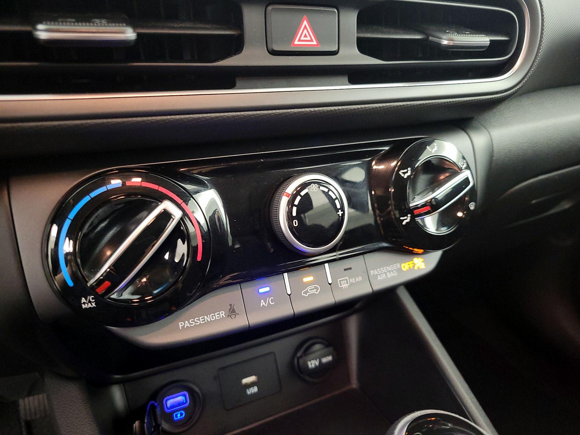 Thumbnail: 2022 Hyundai Kona - 16
