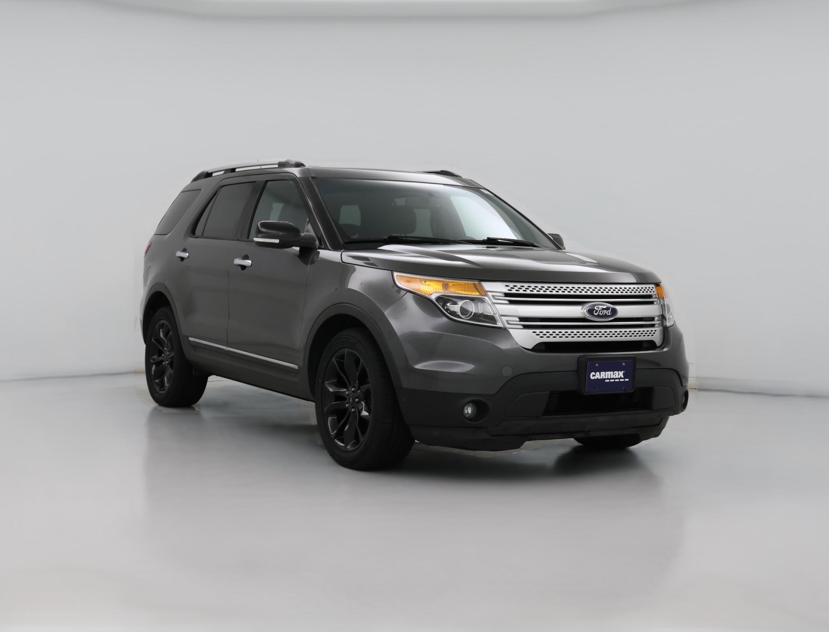 Thumbnail: 2015 Ford Explorer - 1