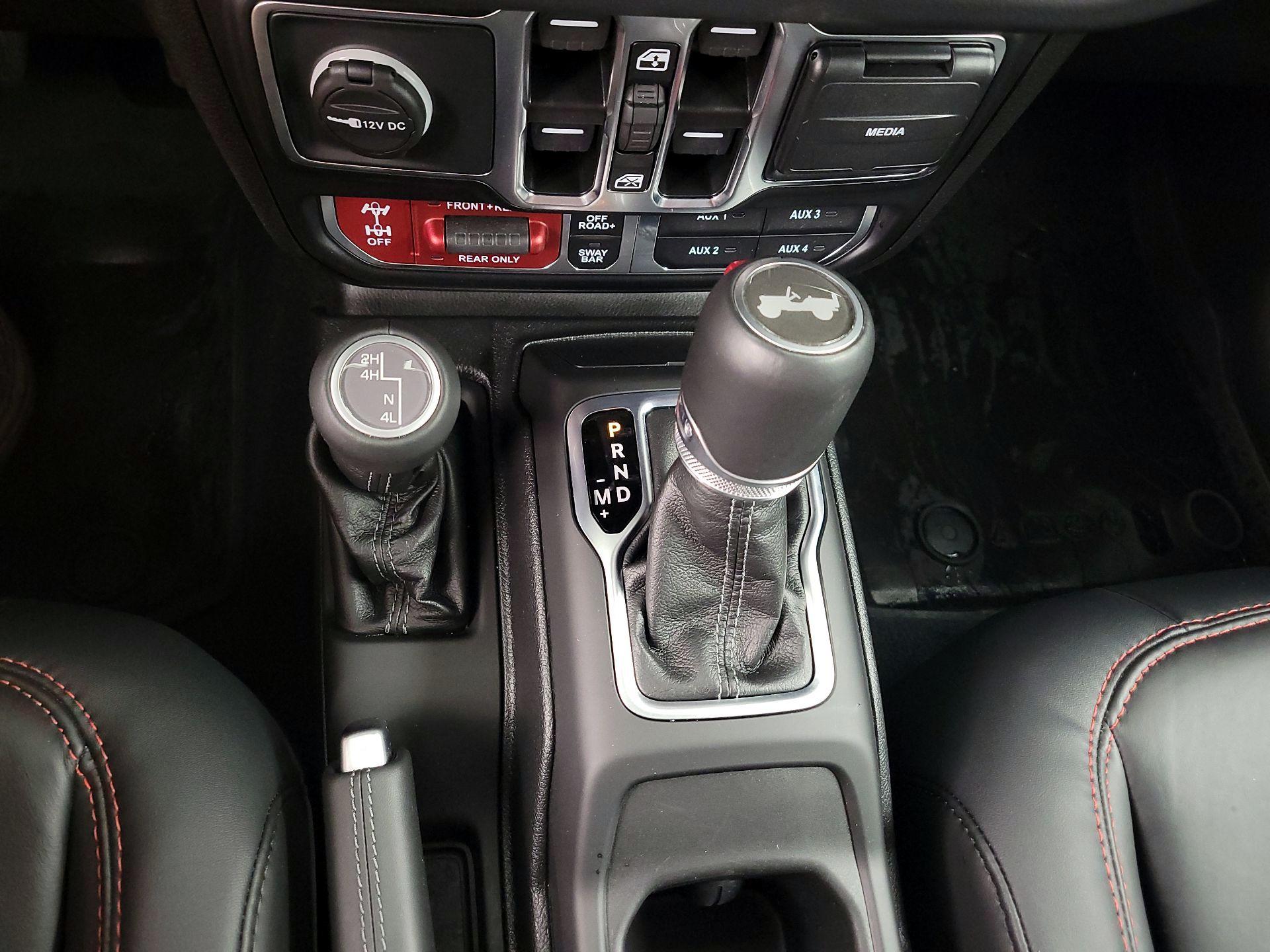 Thumbnail: 2024 Jeep Wrangler - 17