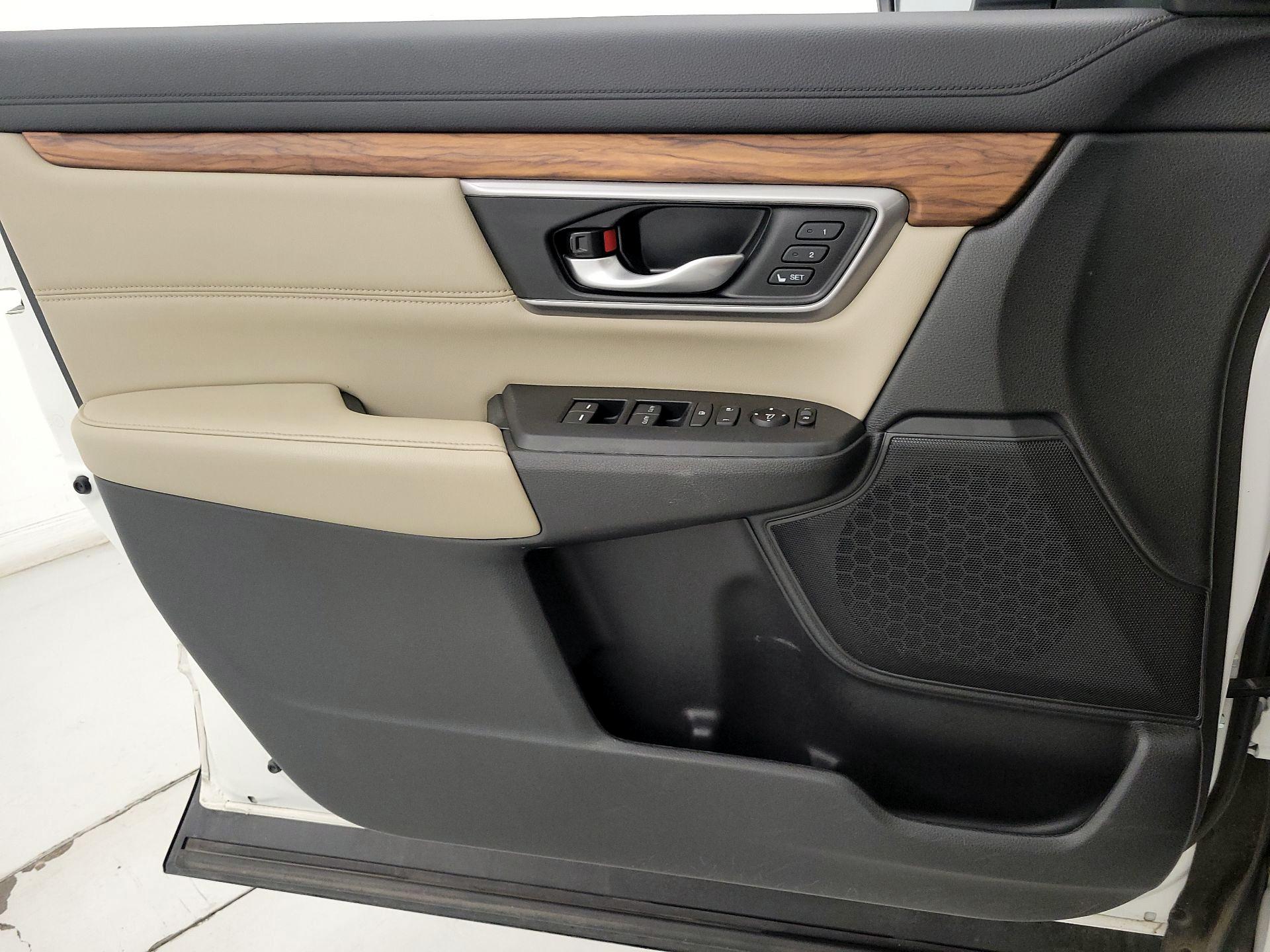 Thumbnail: 2018 Honda CR-V - 12