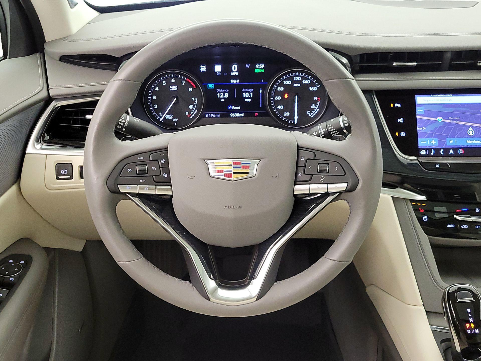 Thumbnail: 2024 Cadillac XT6 - 10