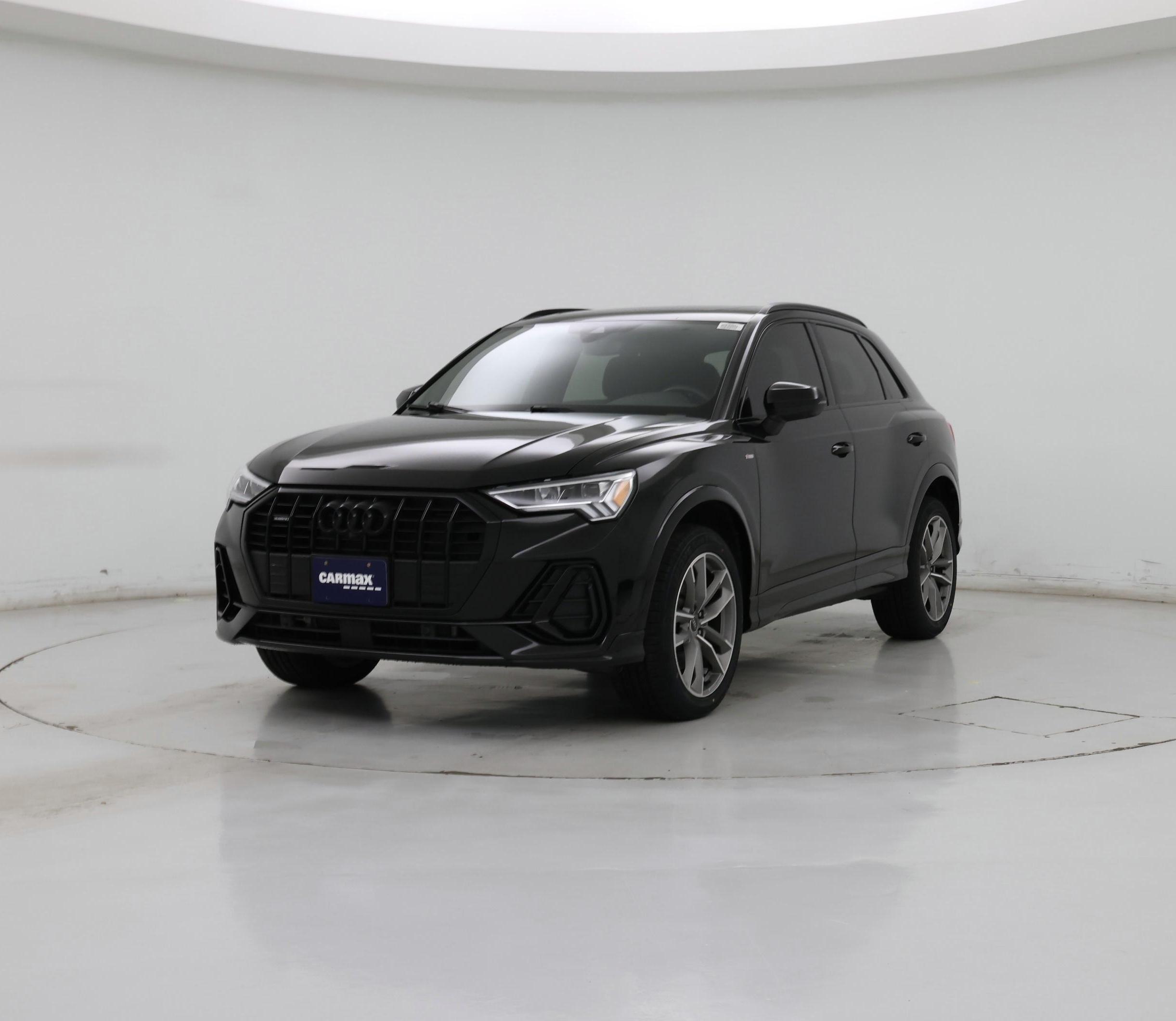 Thumbnail: 2023 Audi Q3 - 4