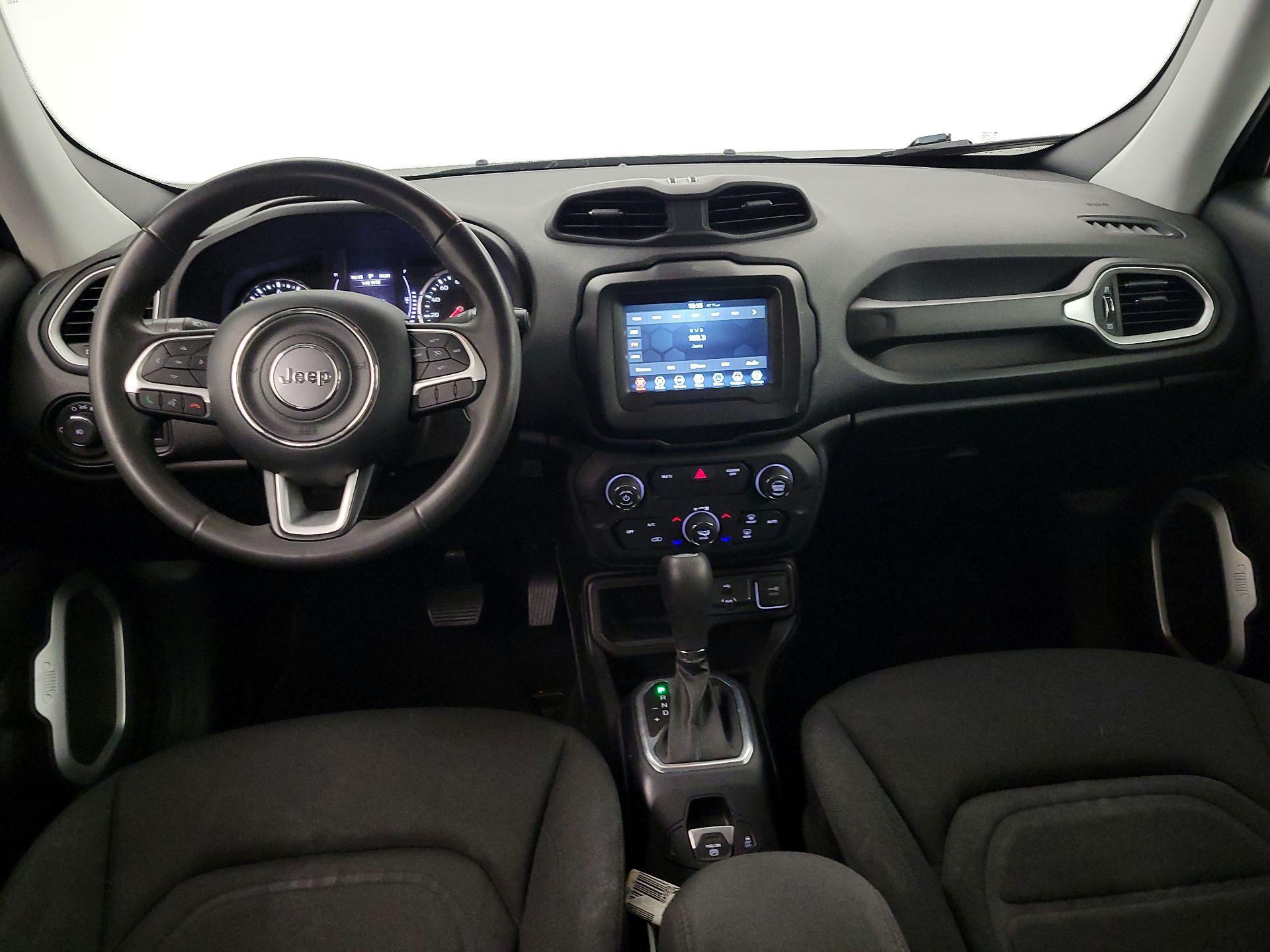 Thumbnail: 2020 Jeep Renegade - 9