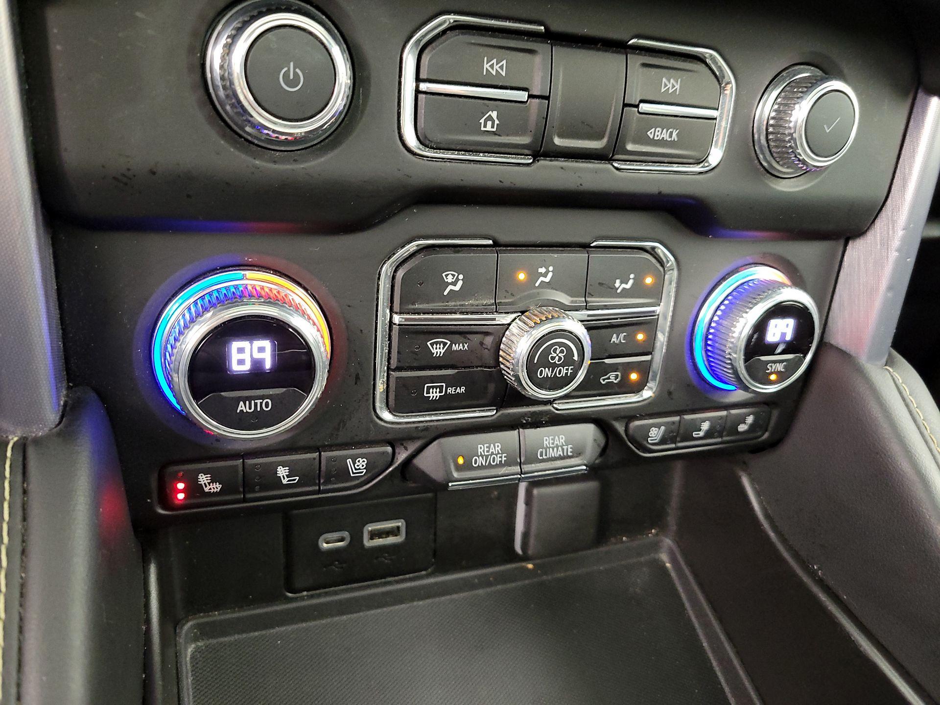 Thumbnail: 2022 GMC Yukon - 16