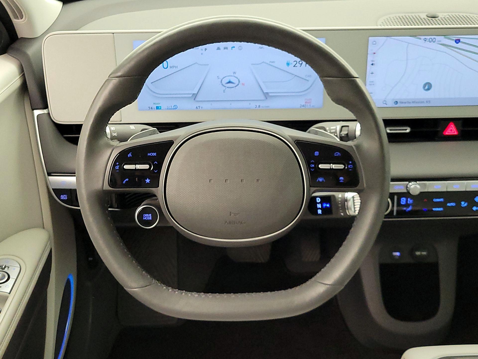 Thumbnail: 2023 Hyundai Ioniq 5 - 10