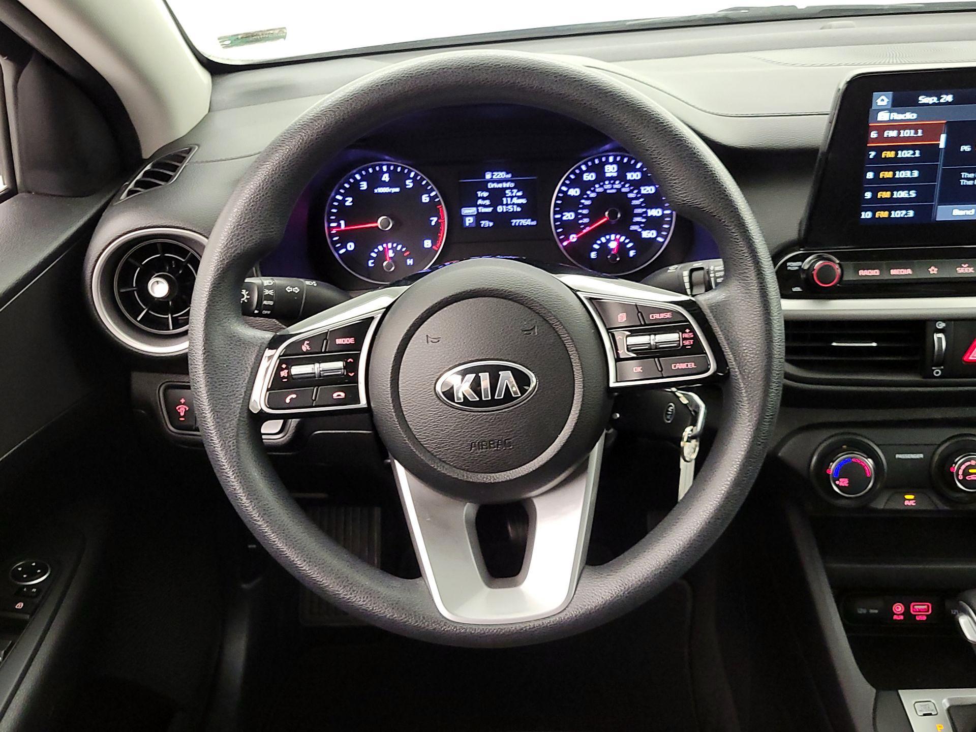 Thumbnail: 2020 Kia Forte - 10