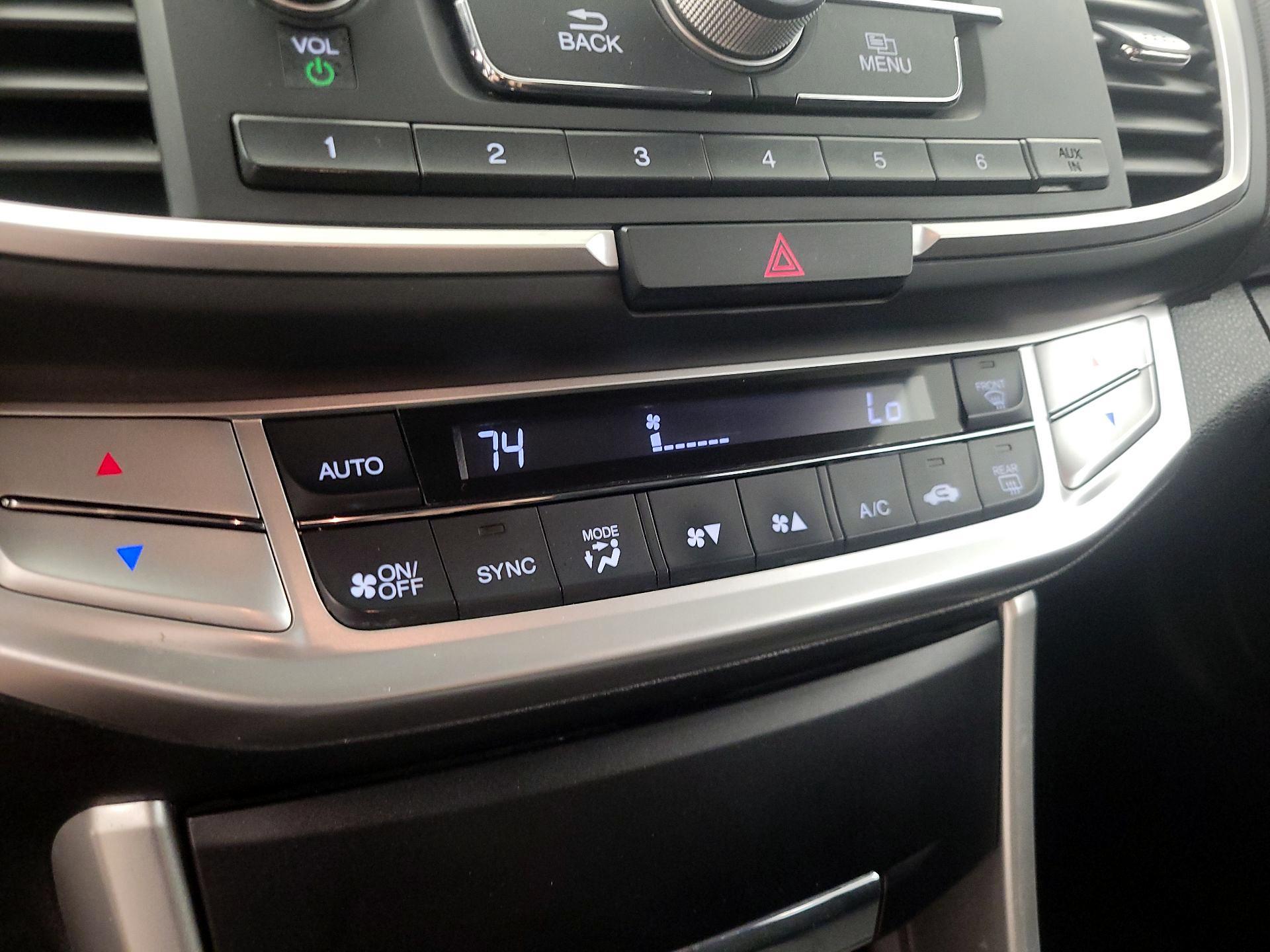 Thumbnail: 2015 Honda Accord - 16