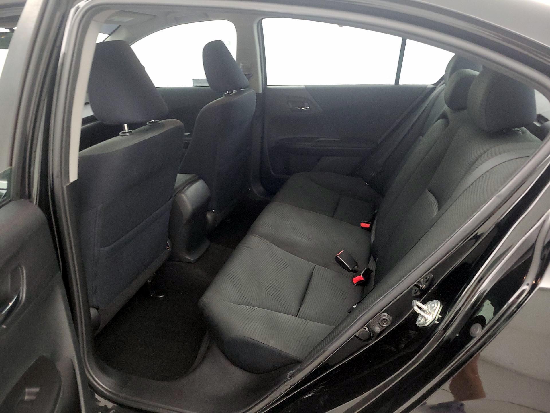 Thumbnail: 2015 Honda Accord - 19