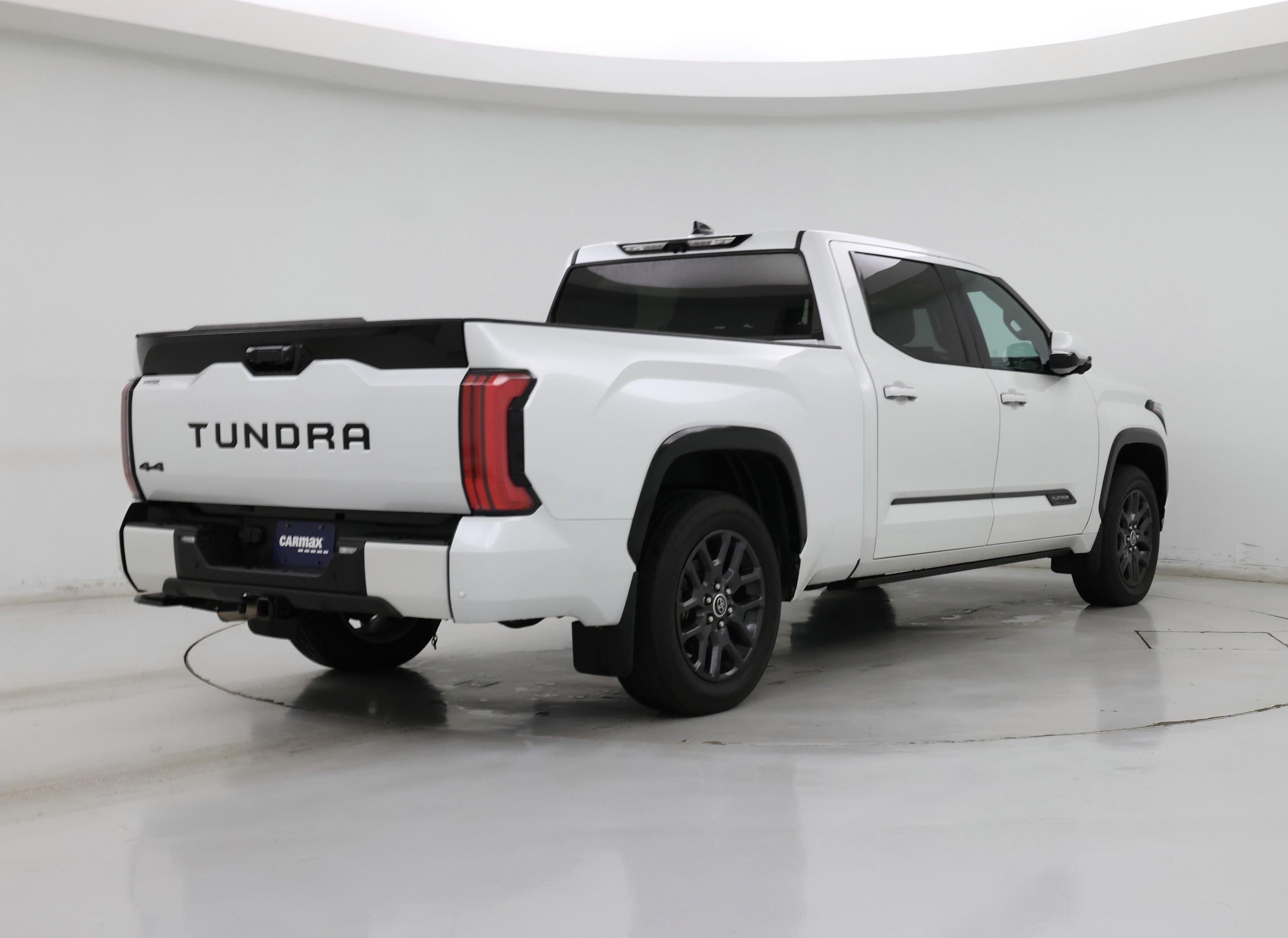 Thumbnail: 2022 Toyota Tundra - 8