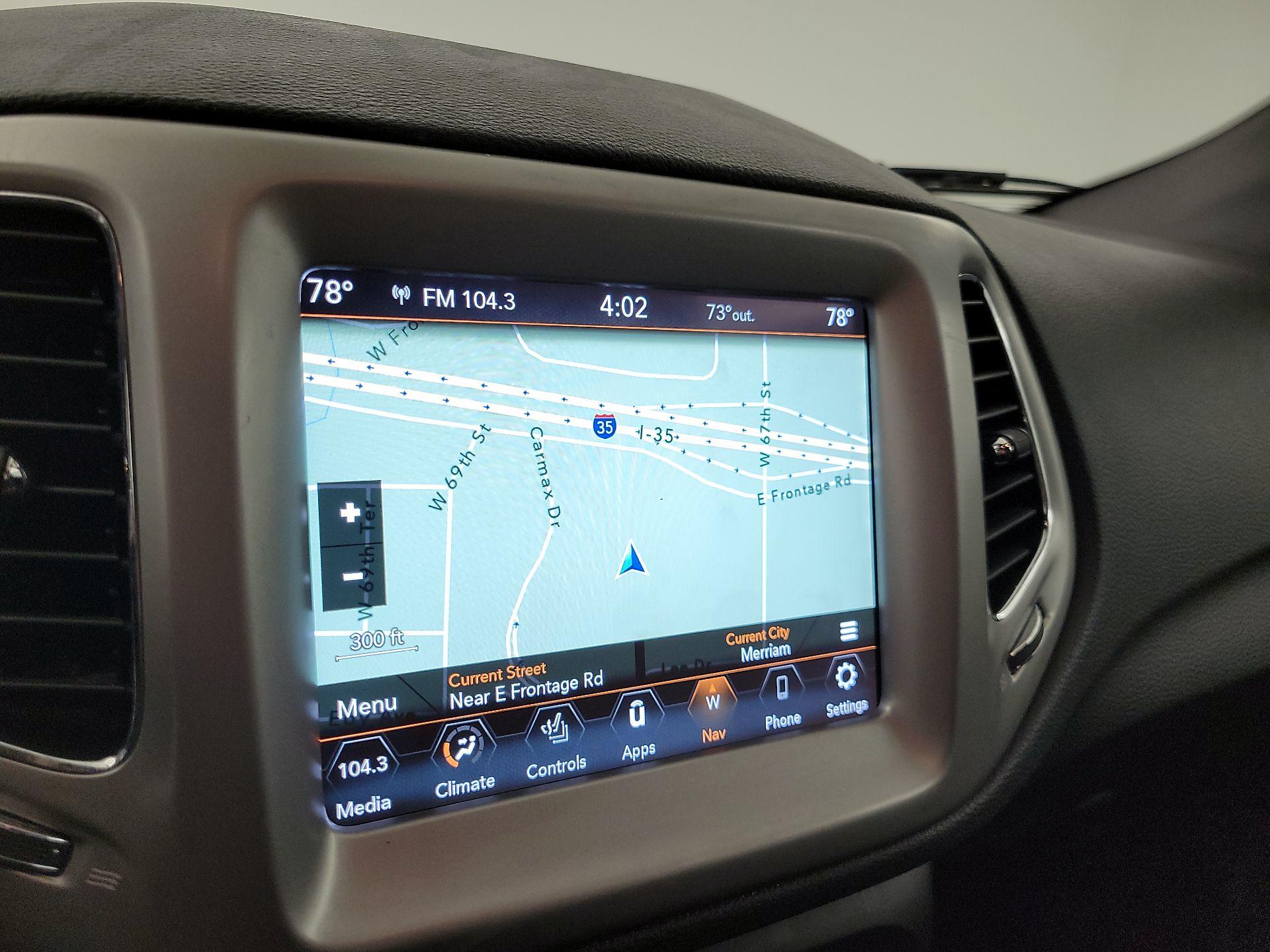 Thumbnail: 2021 Jeep Compass - 14