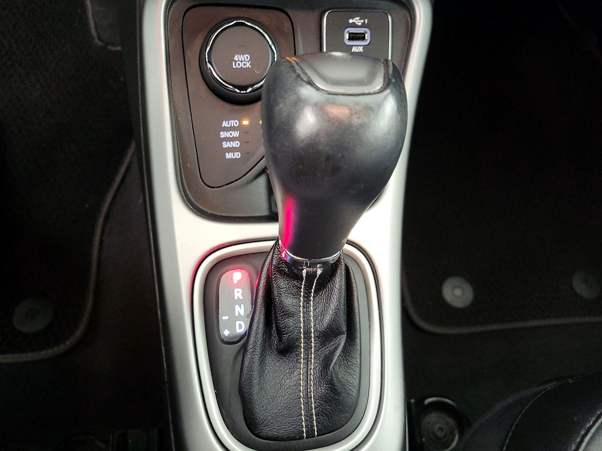 Thumbnail: 2021 Jeep Compass - 18