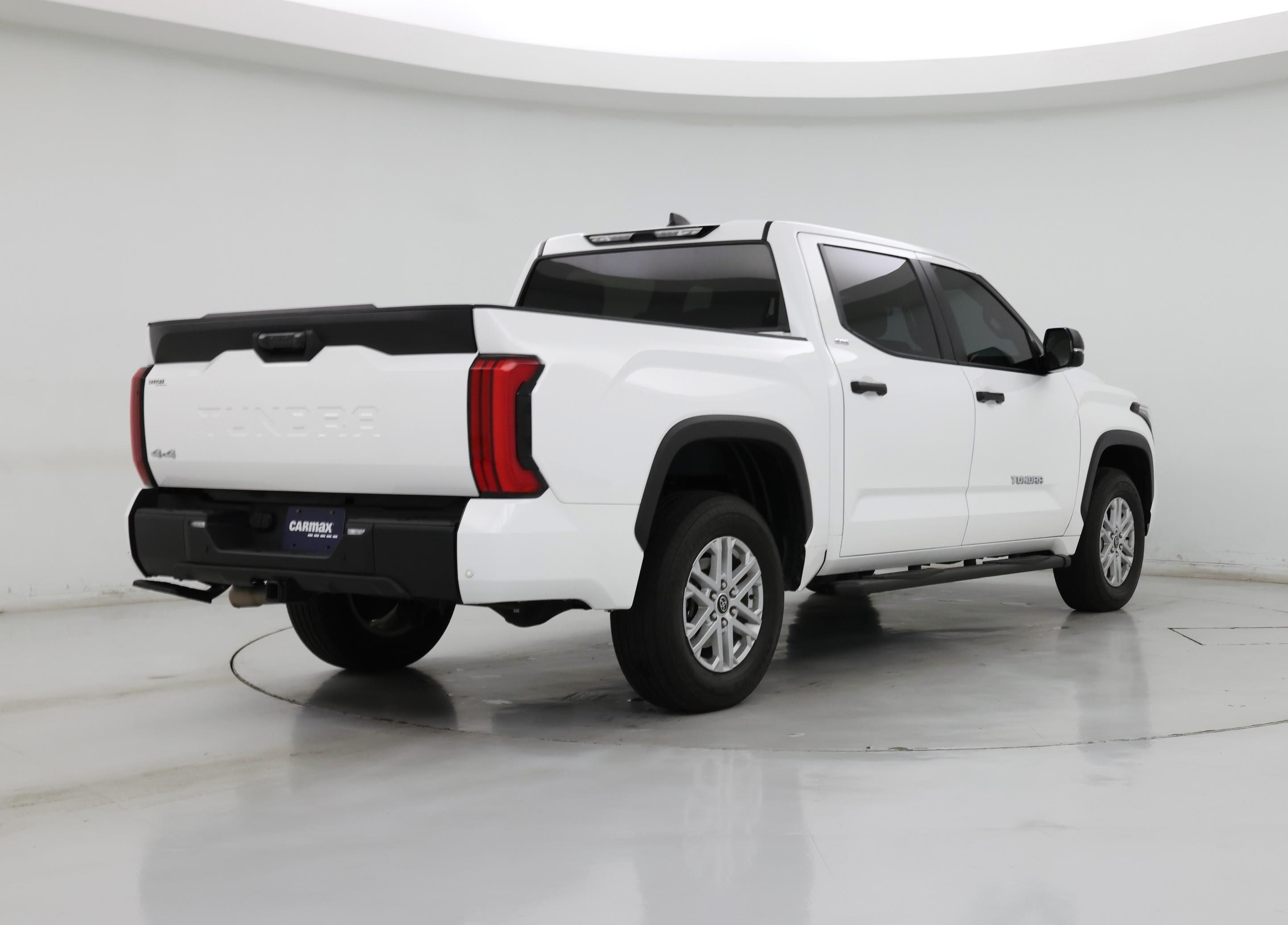 Thumbnail: 2024 Toyota Tundra - 8