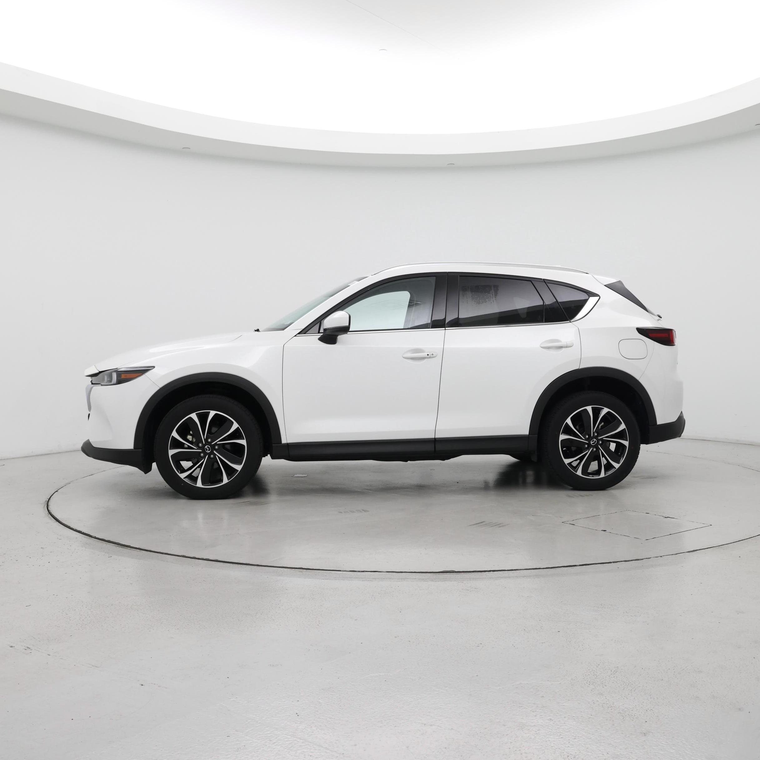 Thumbnail: 2023 Mazda CX-5 - 3