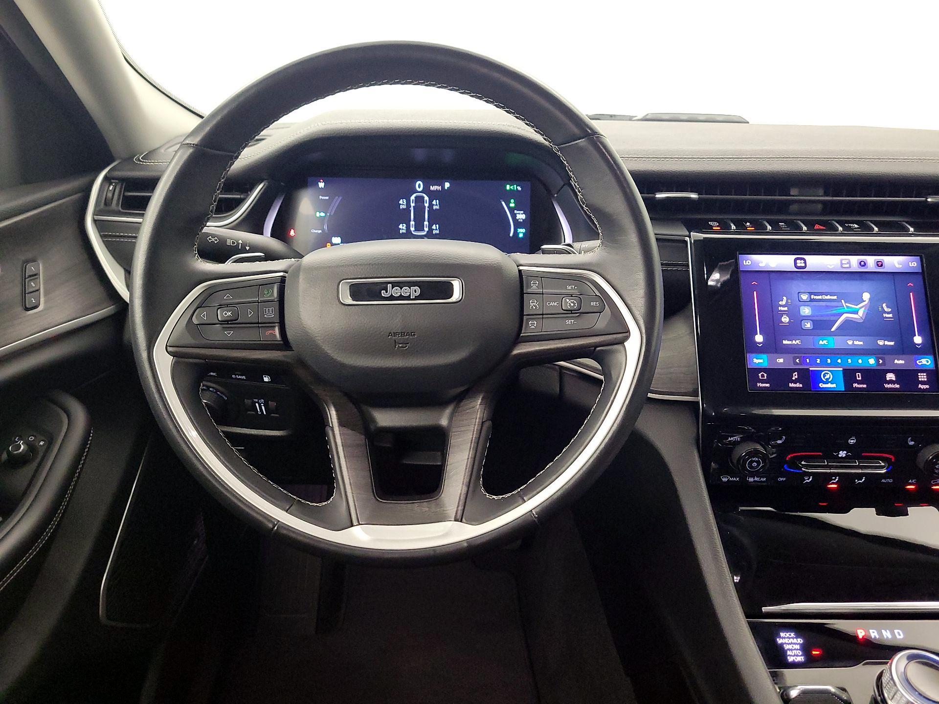 Thumbnail: 2022 Jeep Grand Cherokee - 10