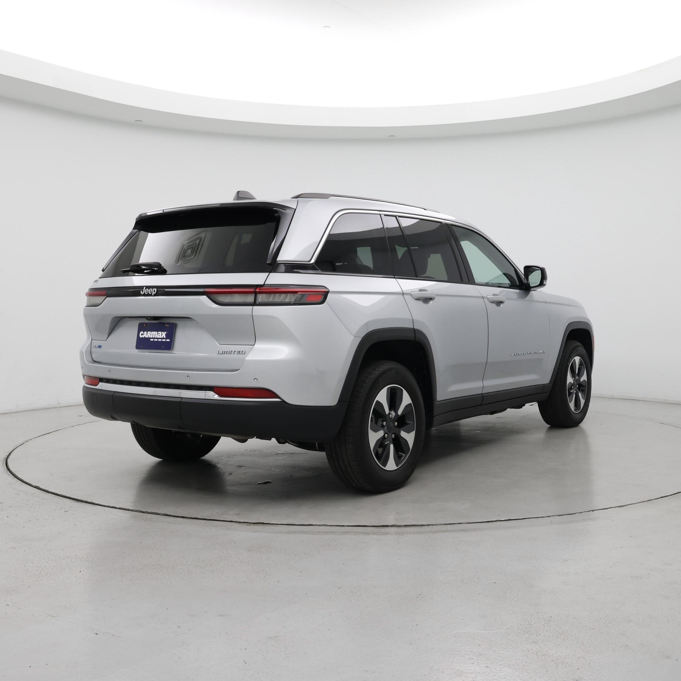 Thumbnail: 2022 Jeep Grand Cherokee - 8