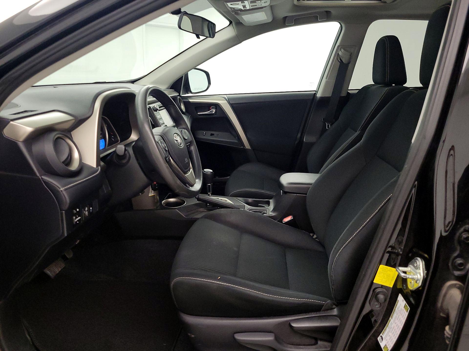 Thumbnail: 2014 Toyota RAV4 - 11
