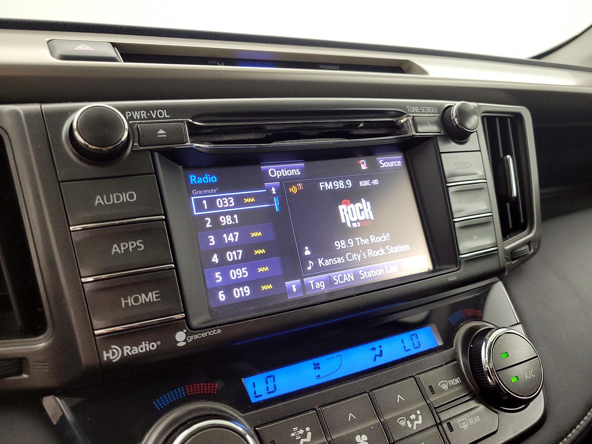 Thumbnail: 2014 Toyota RAV4 - 15