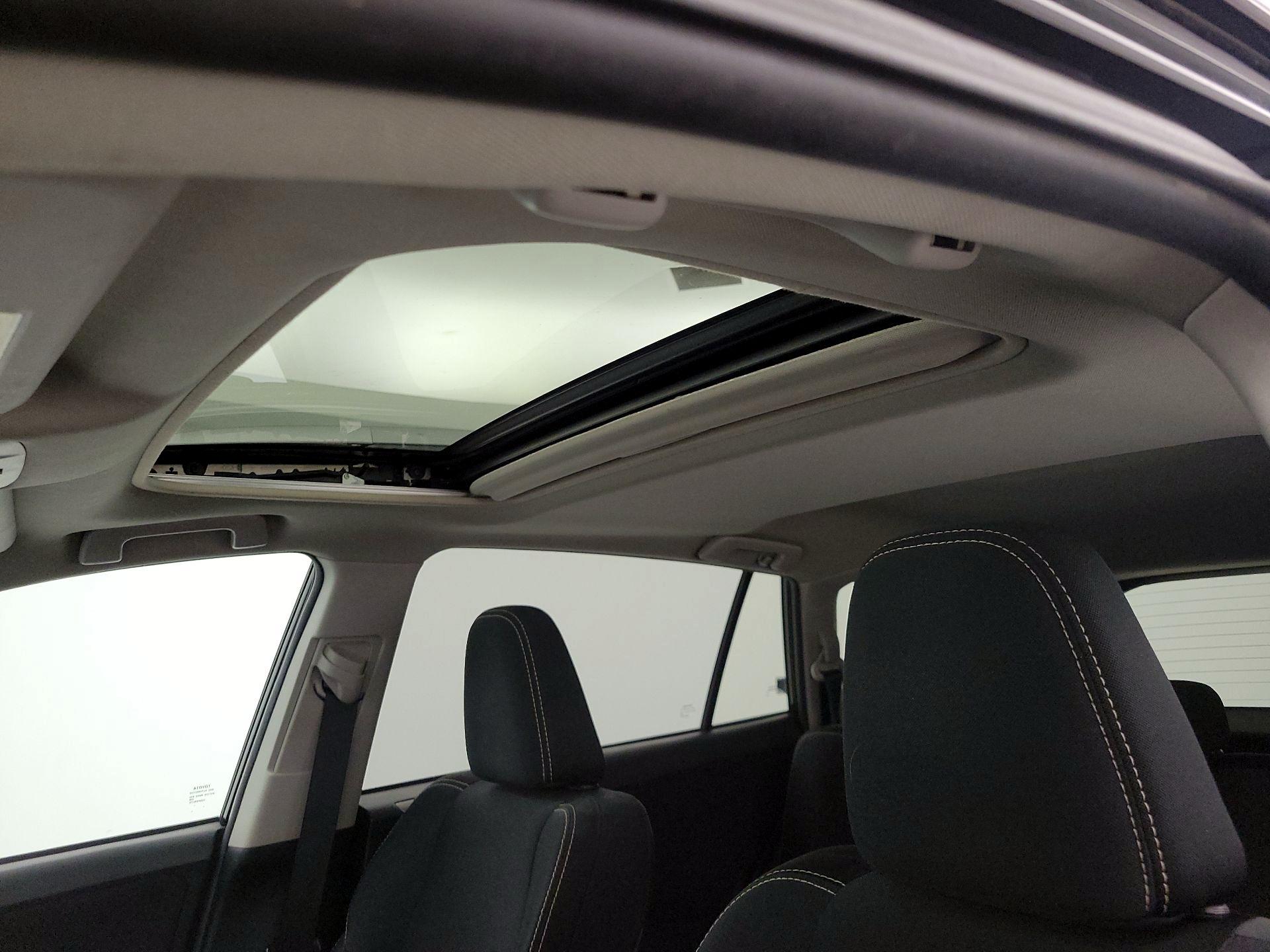 Thumbnail: 2014 Toyota RAV4 - 19
