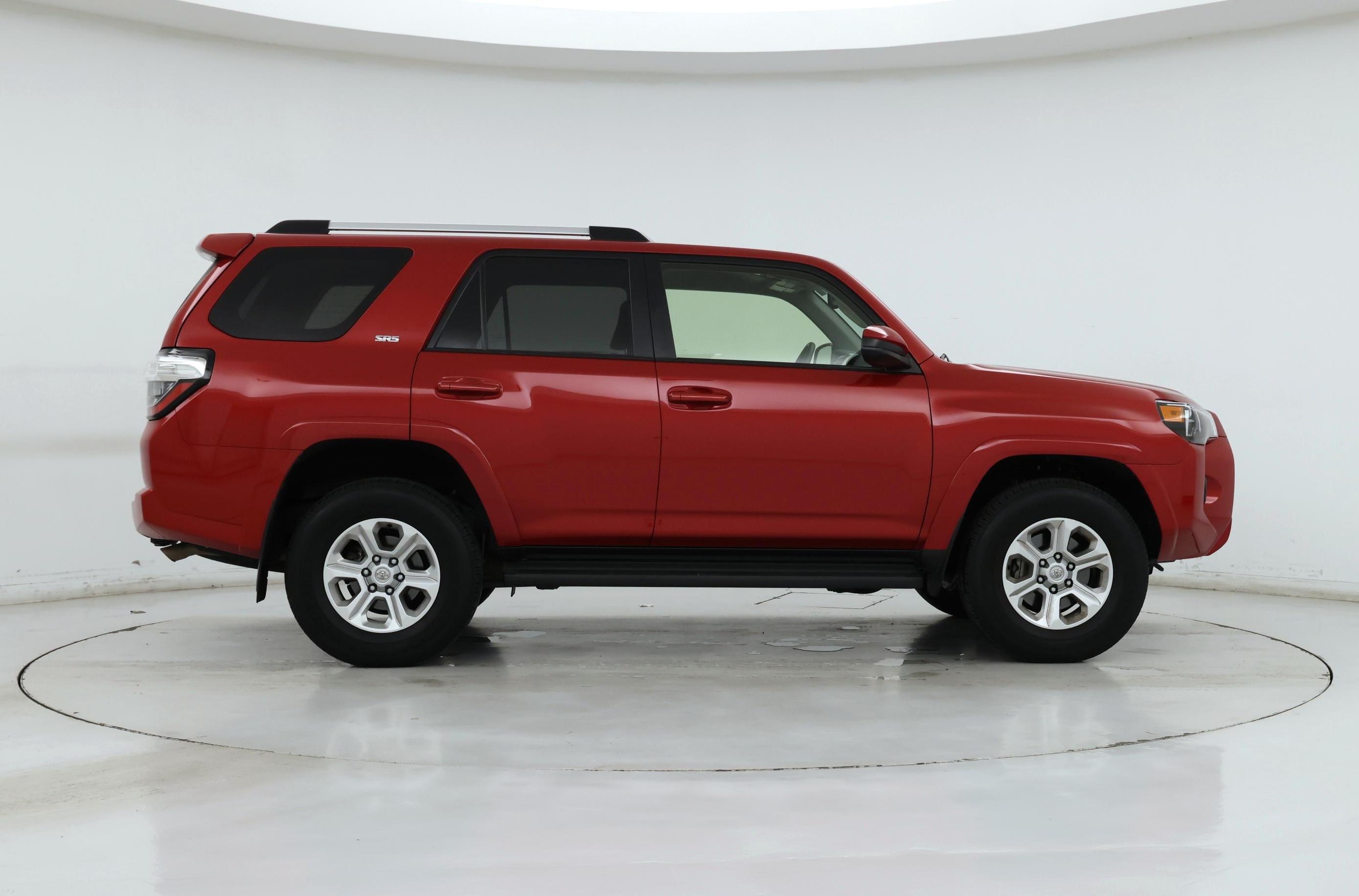 Thumbnail: 2024 Toyota 4Runner - 7