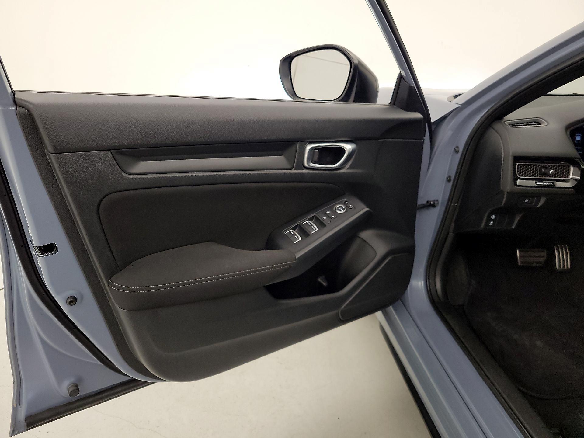 Thumbnail: 2023 Honda Civic - 12