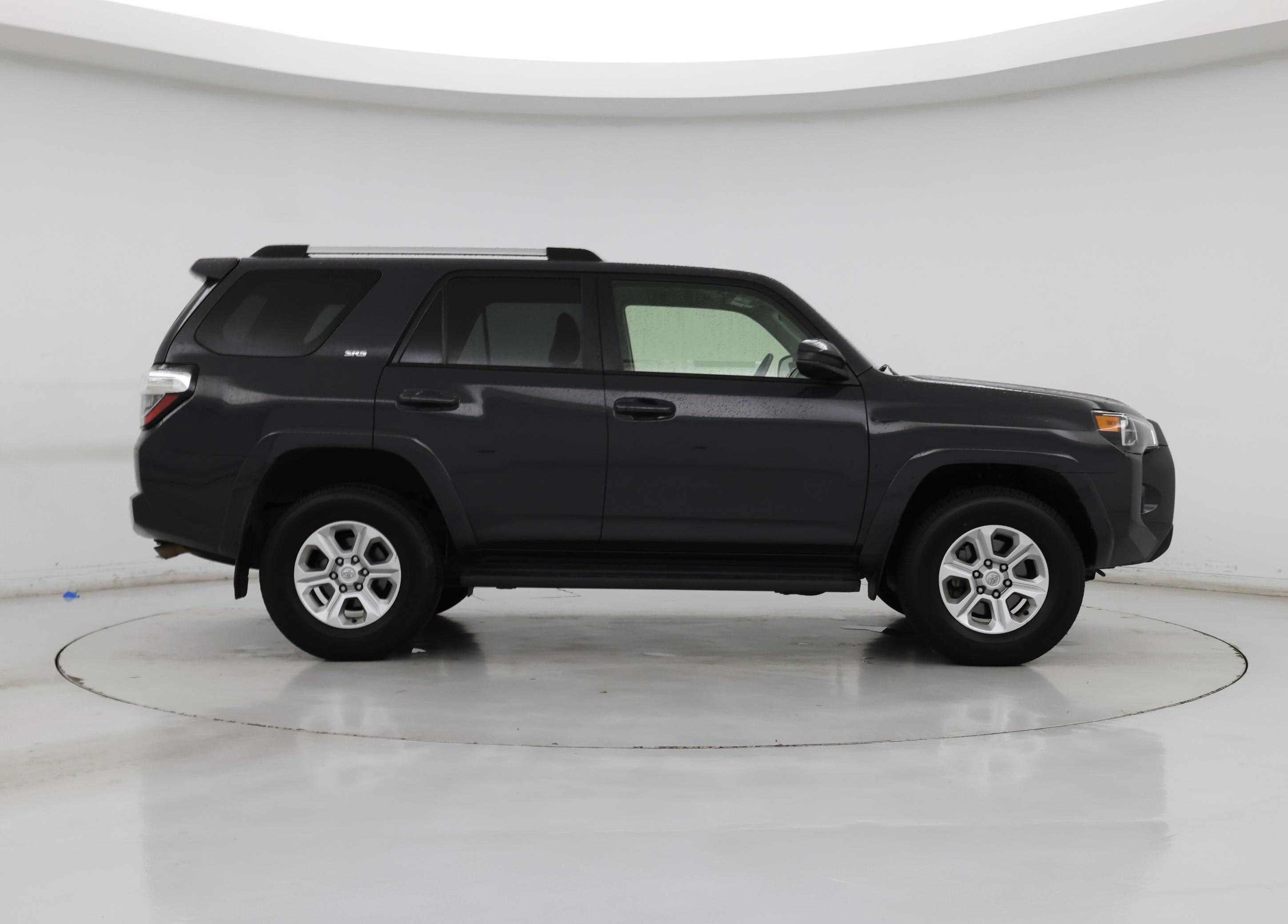 Thumbnail: 2024 Toyota 4Runner - 7