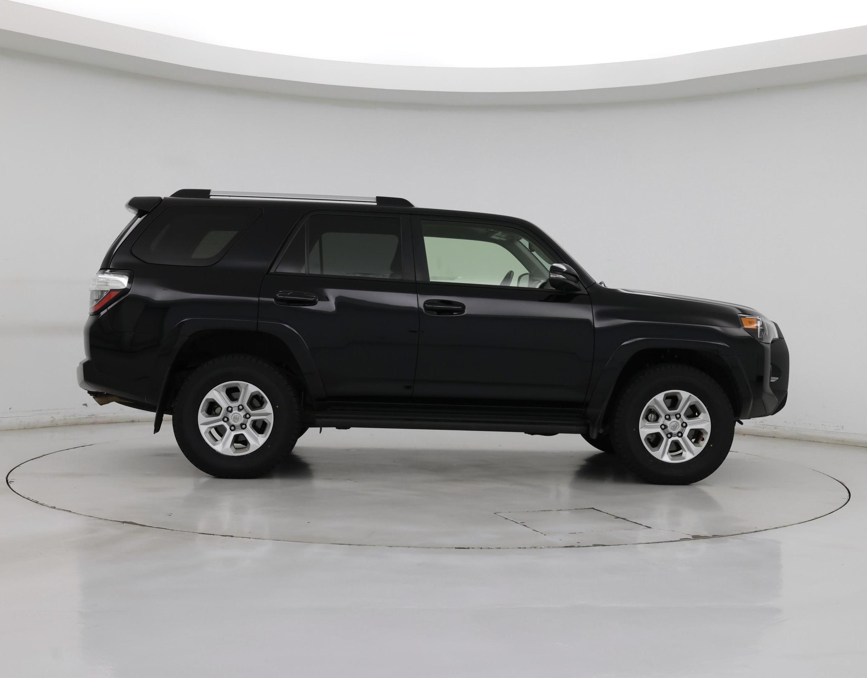 Thumbnail: 2024 Toyota 4Runner - 7