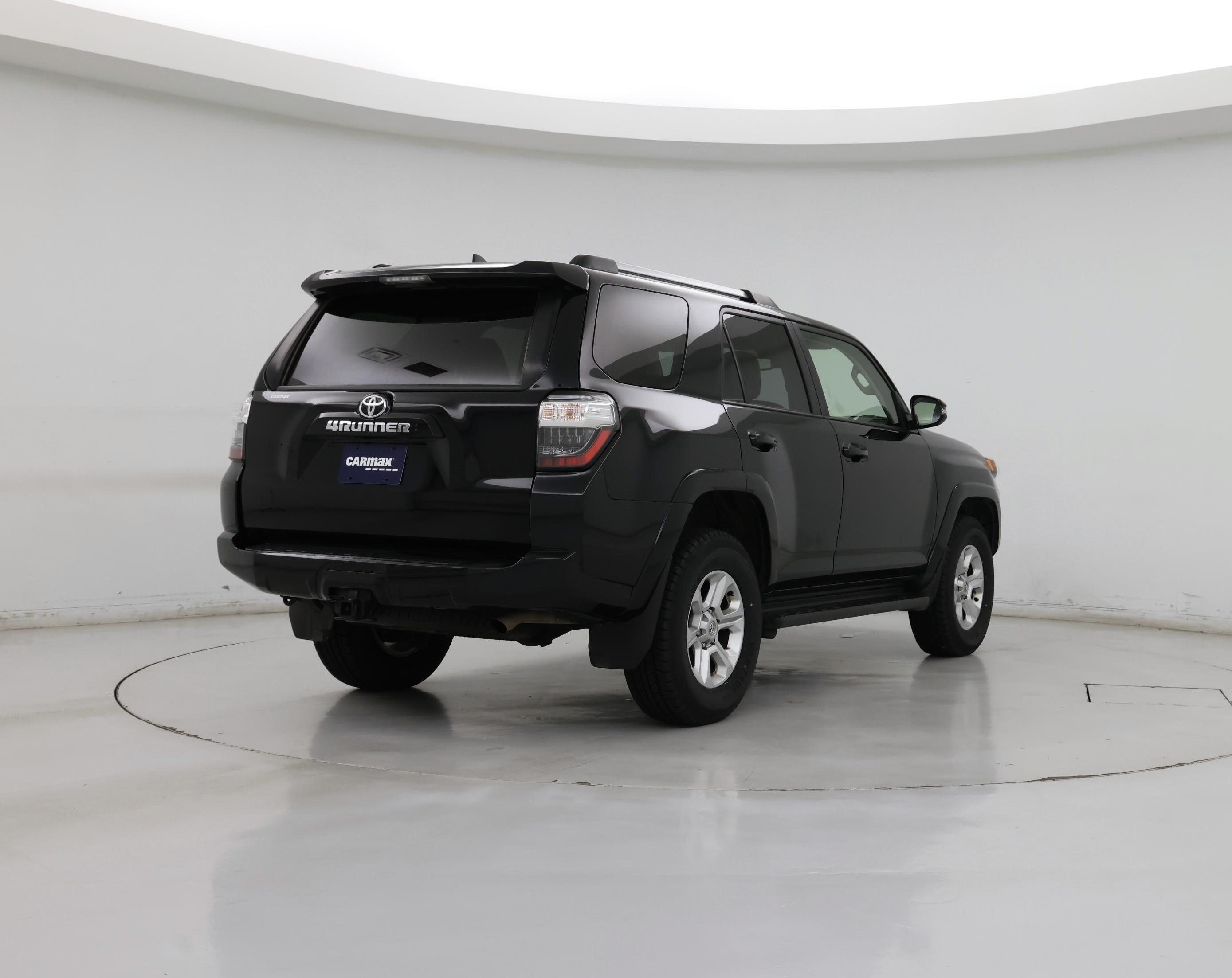 Thumbnail: 2024 Toyota 4Runner - 8