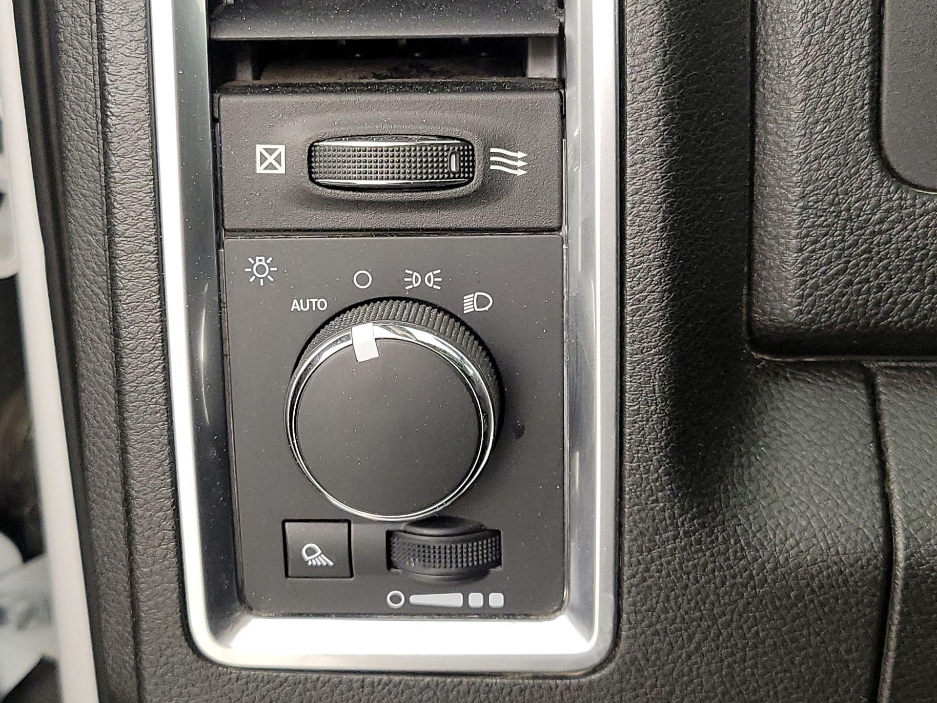 Thumbnail: 2023 RAM 1500 Classic - 13